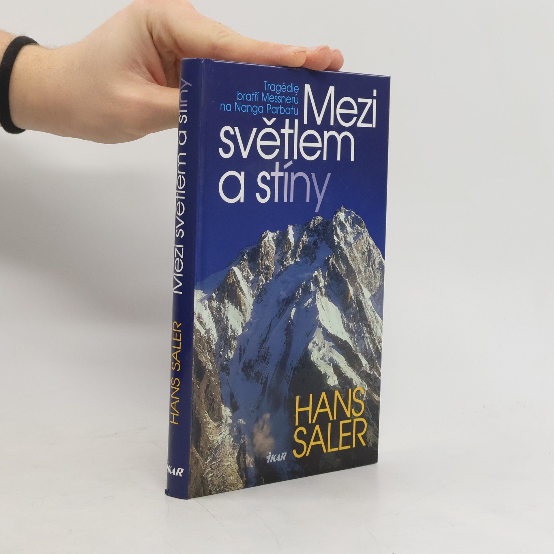 Mezi světlem a stíny: Tragédie bratří Messnerů na Nanga Parbatu