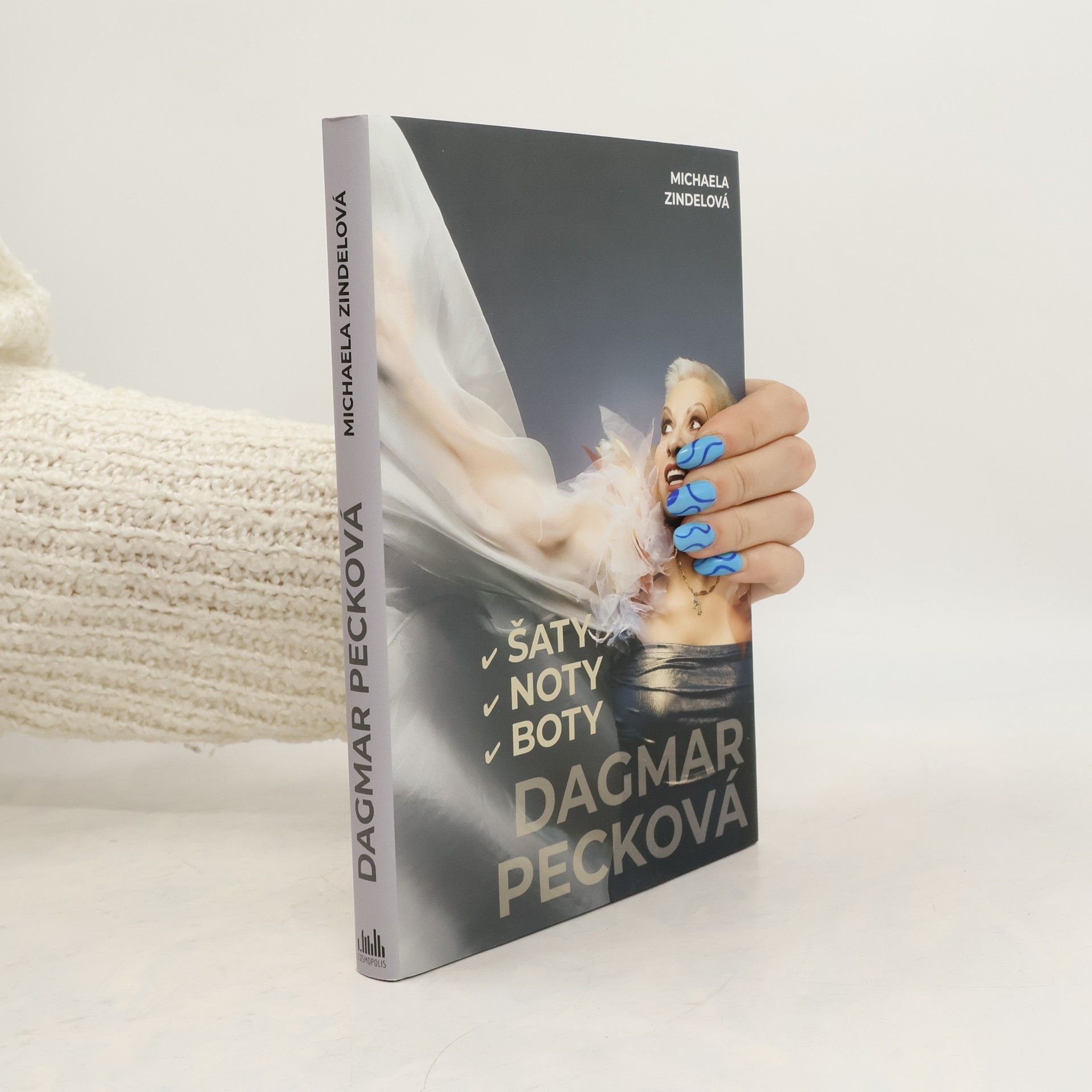 Dagmar Pecková : šaty, noty, boty