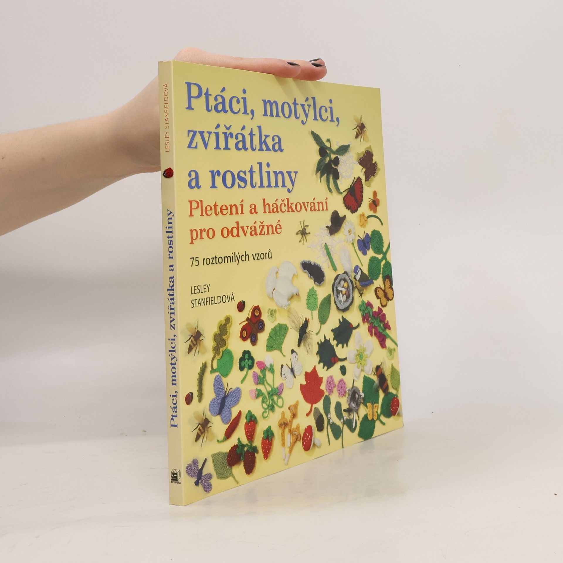 Ptáci, motýlci, zvířátka a rostliny