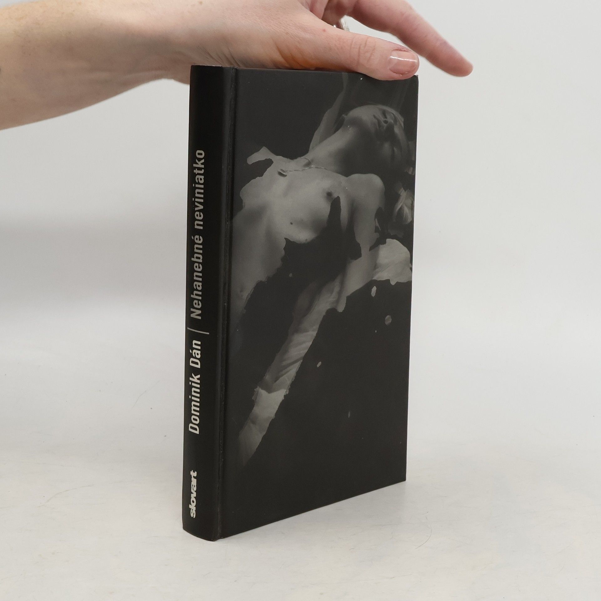 Dominik Dán Nehanebné neviniatko