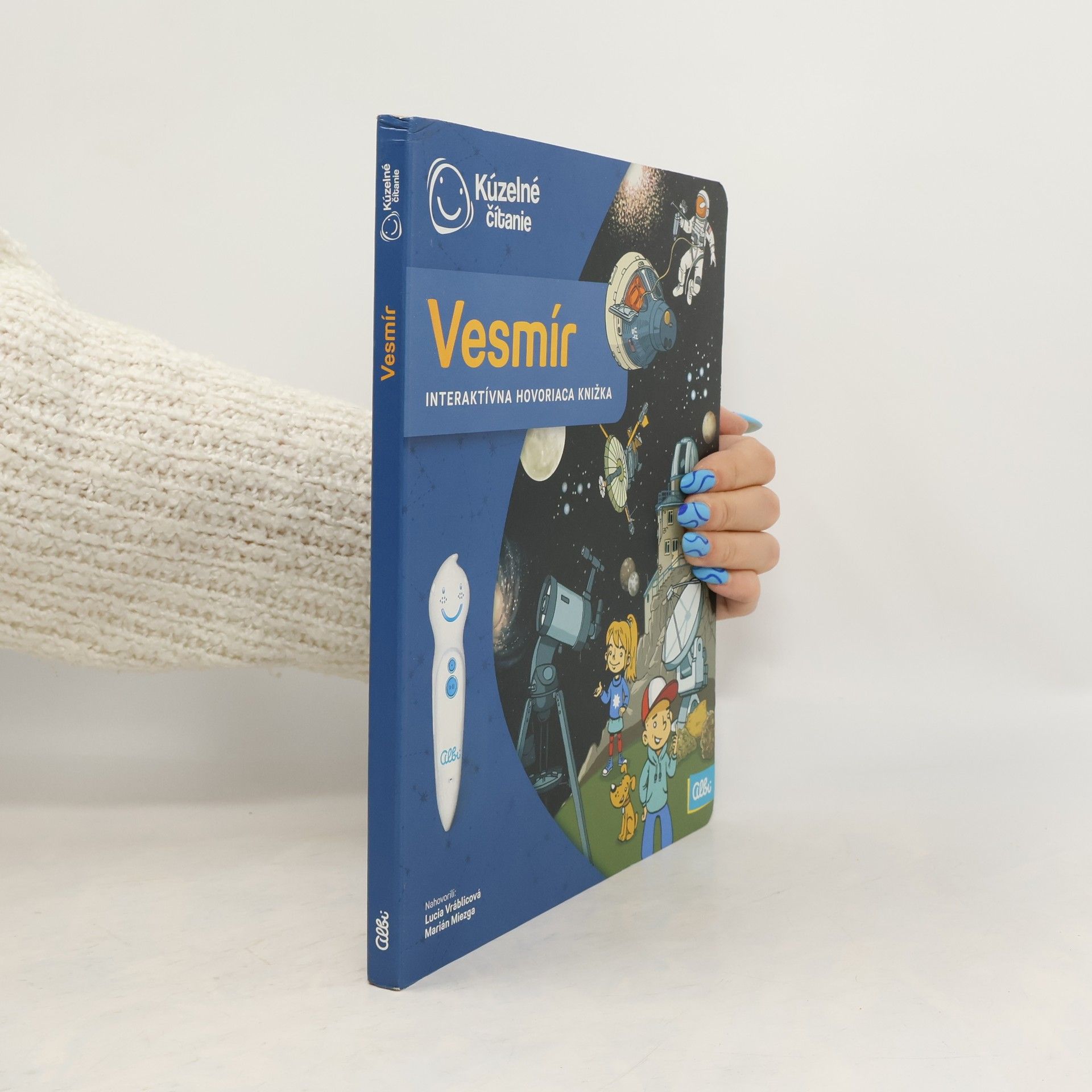 Lucia Vráblicová Vesmír. Interaktívna hovoriaca knižka