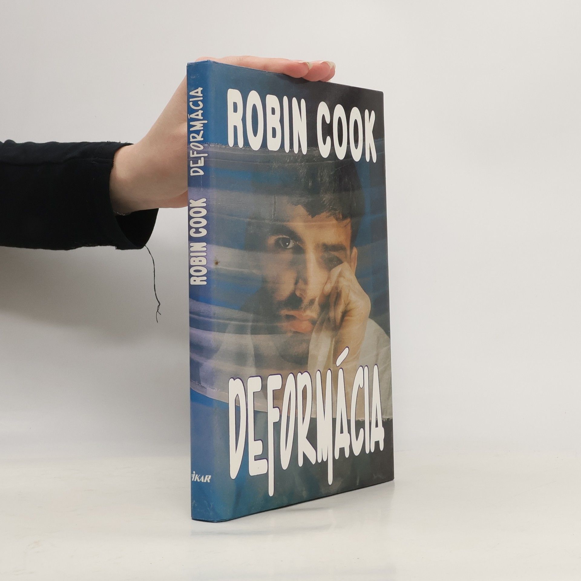 Robin Cook Deformácia