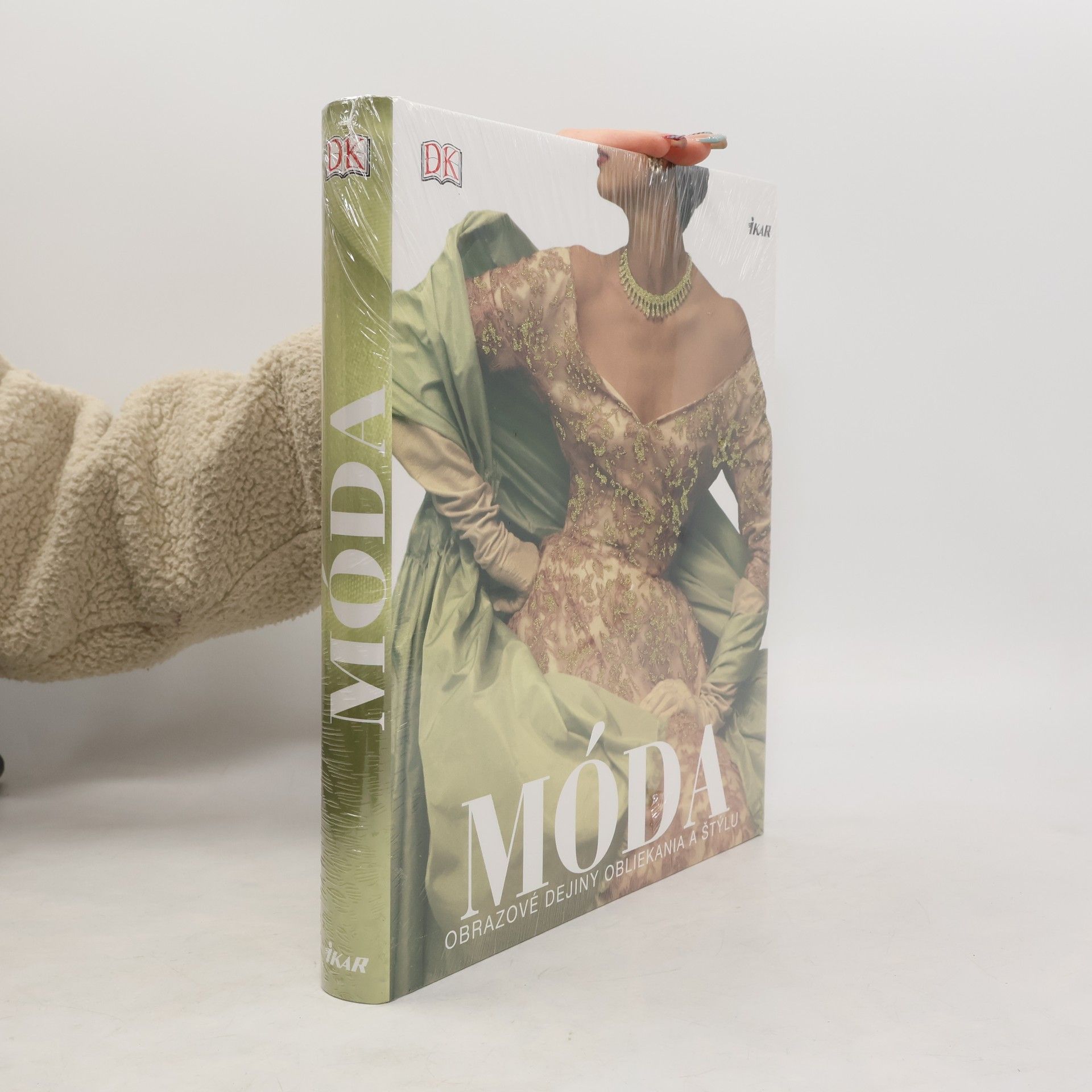 Kolektiv autorů Móda - obrazové dejiny obliekania a štylu