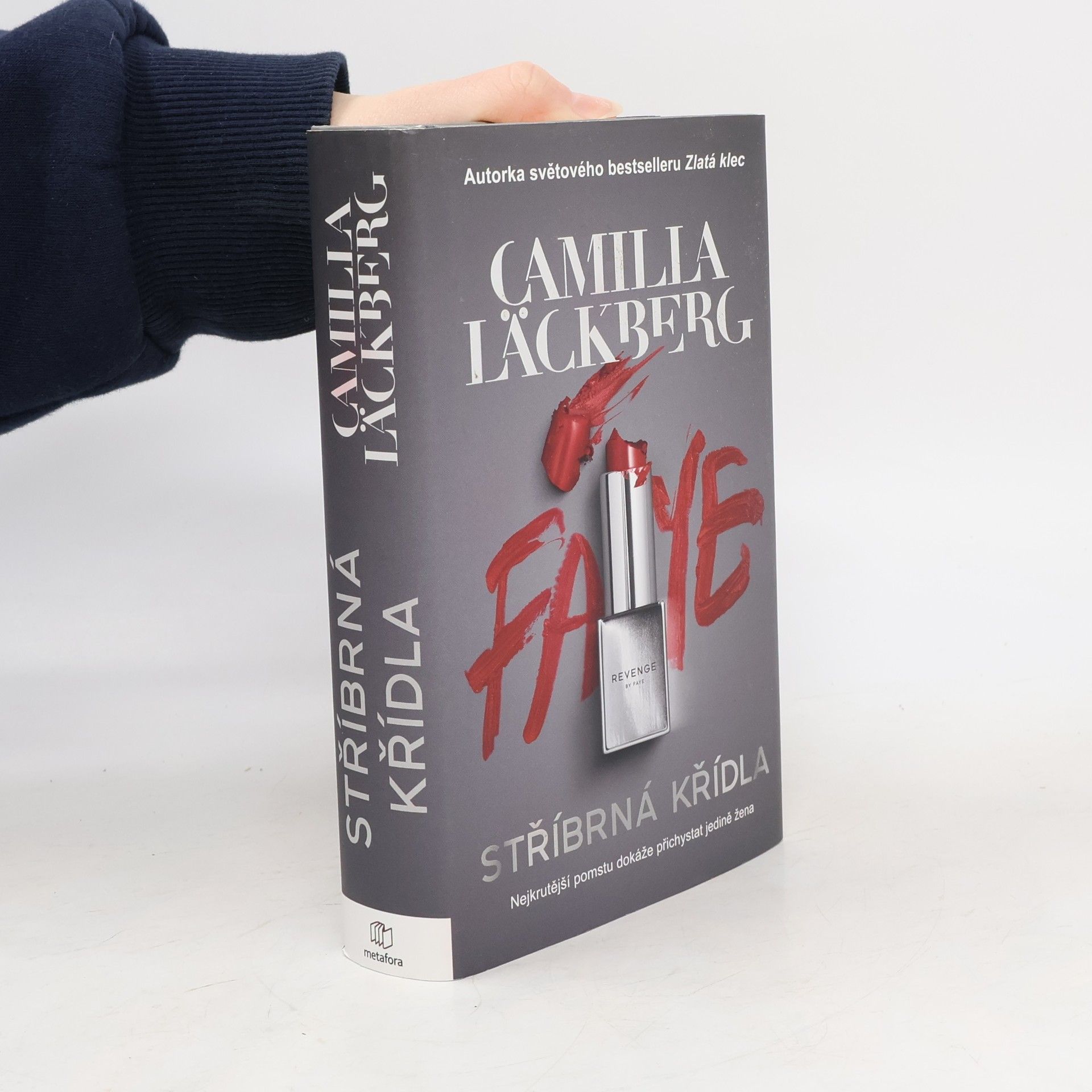 Camilla Läckberg Stříbrná křídla. Nejkrutější pomstu může přichystat jedině žena