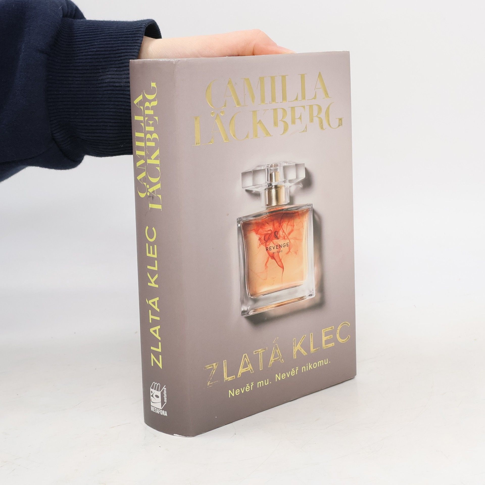 Camilla Läckberg Zlatá klec