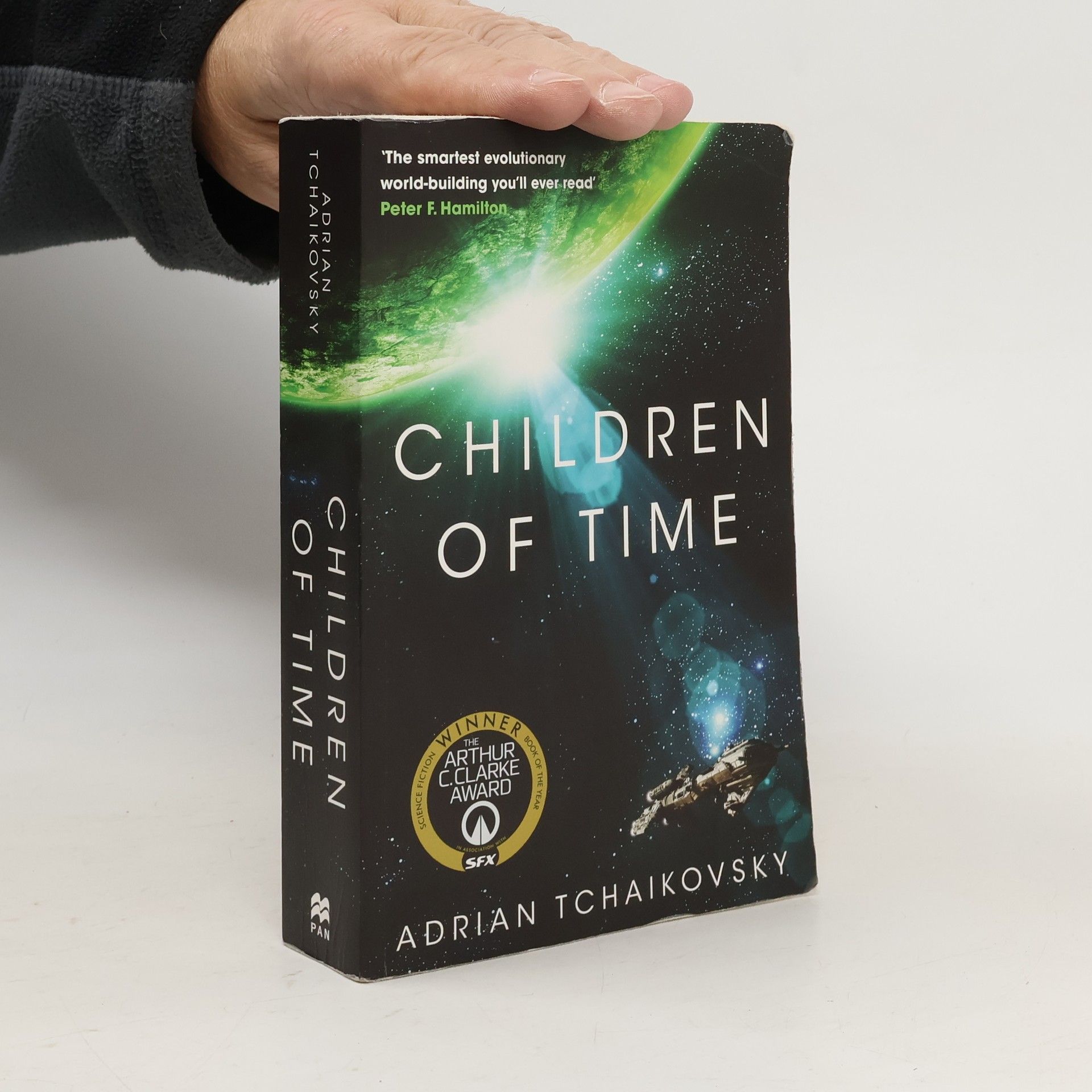 Adrian Tchaikovsky Children of Time