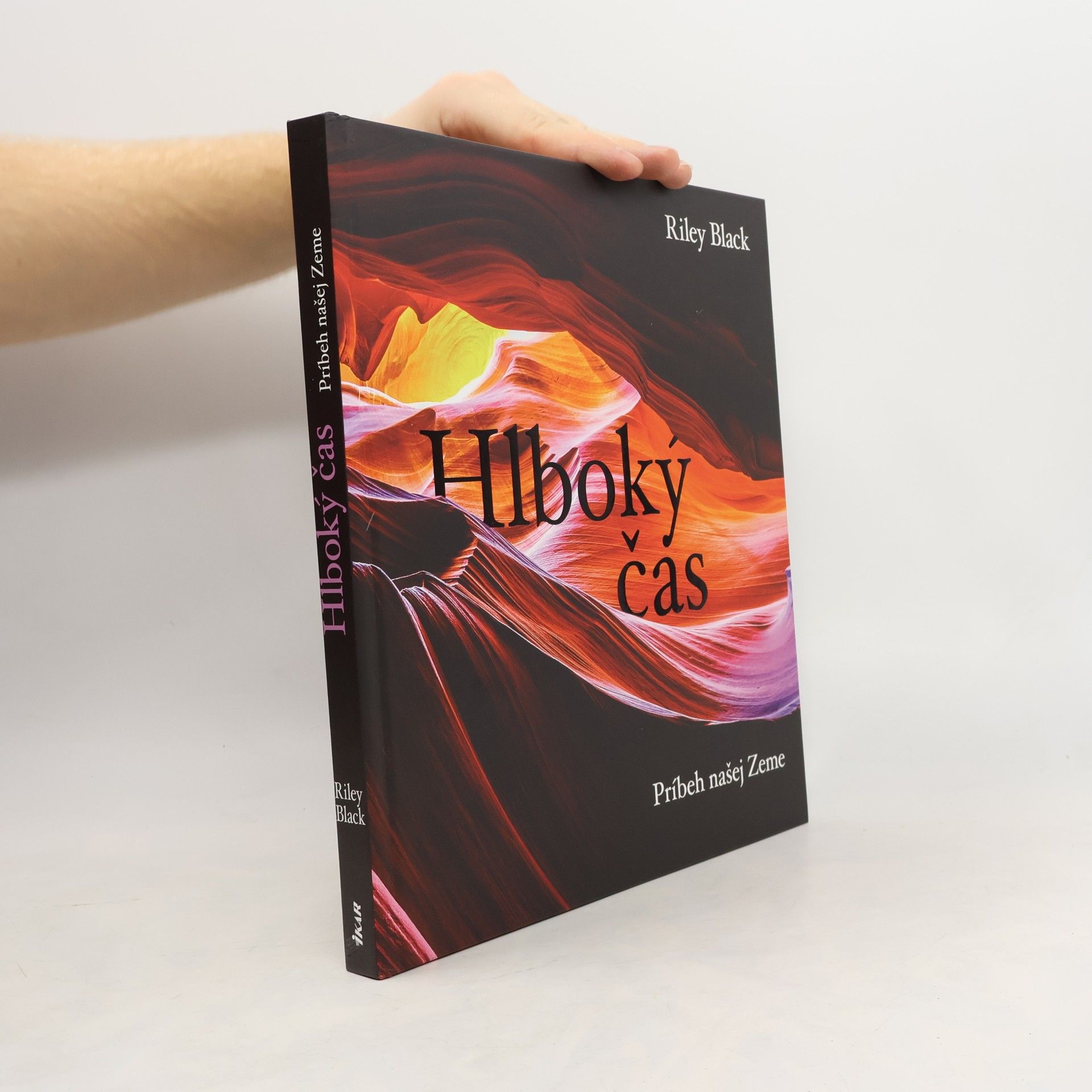 Riley Black Hlboký čas