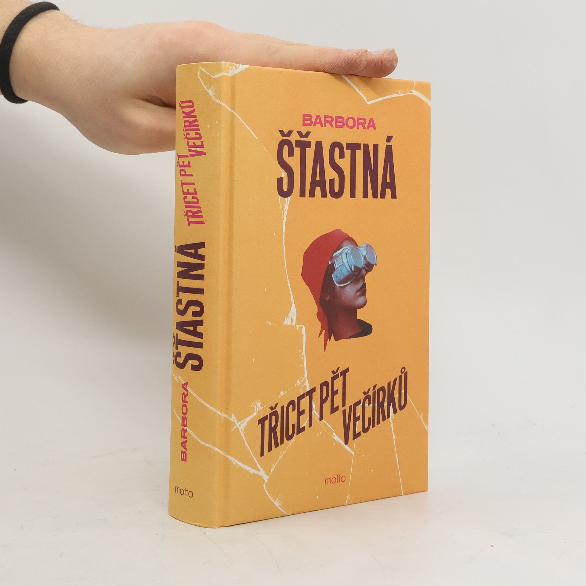 Barbora Šťastná Třicet pět večírků