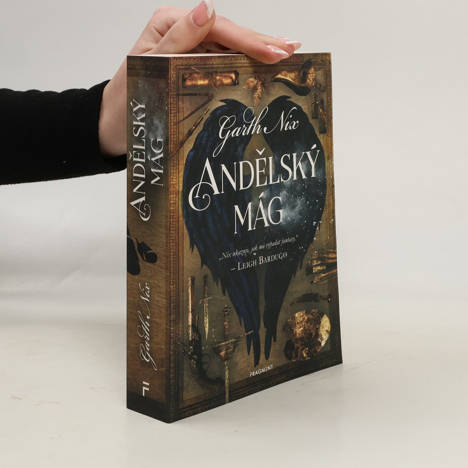 Garth Nix Andělský mág