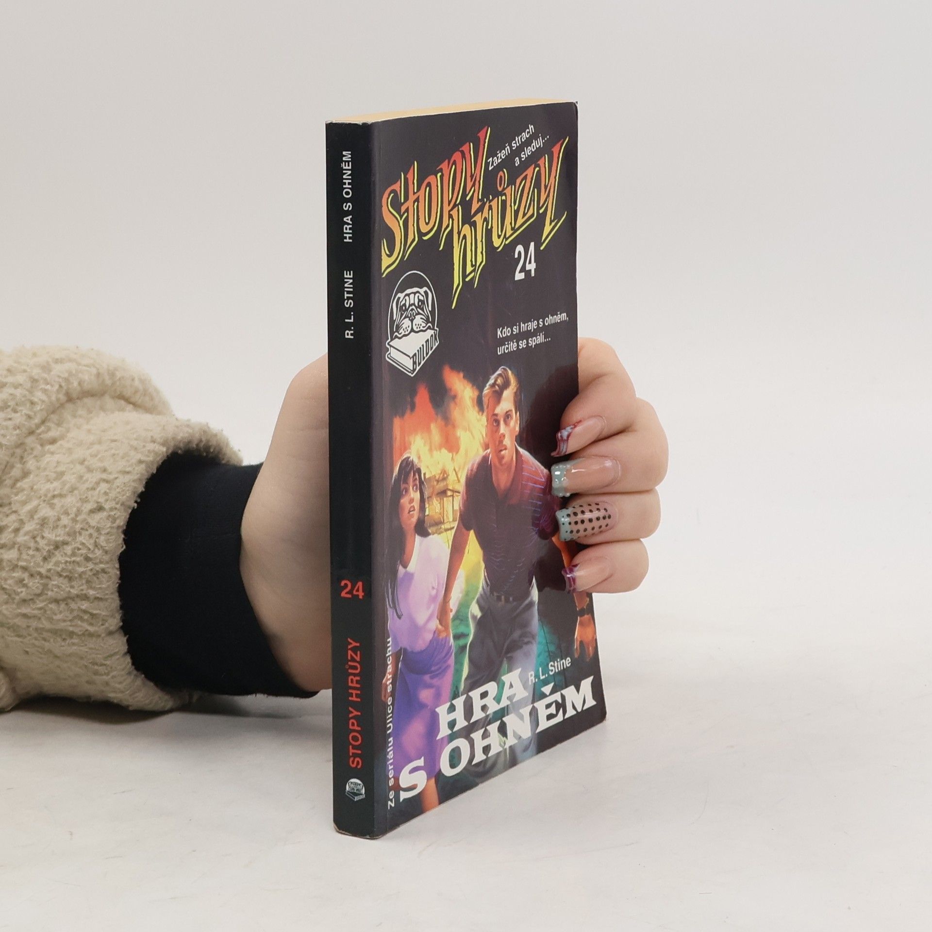 R. L. Stine Stopy hrůzy 24. Hra s ohněm