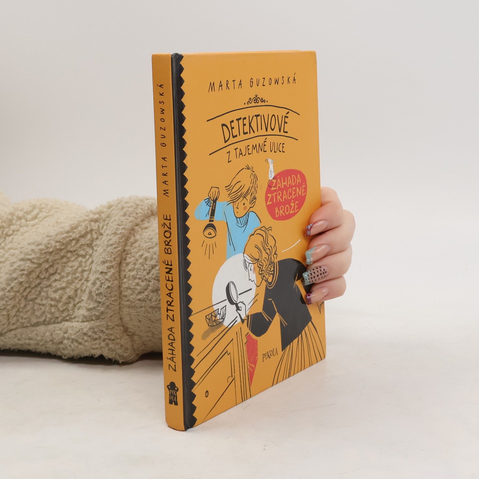 Marta Guzowska Záhada ztracené brože