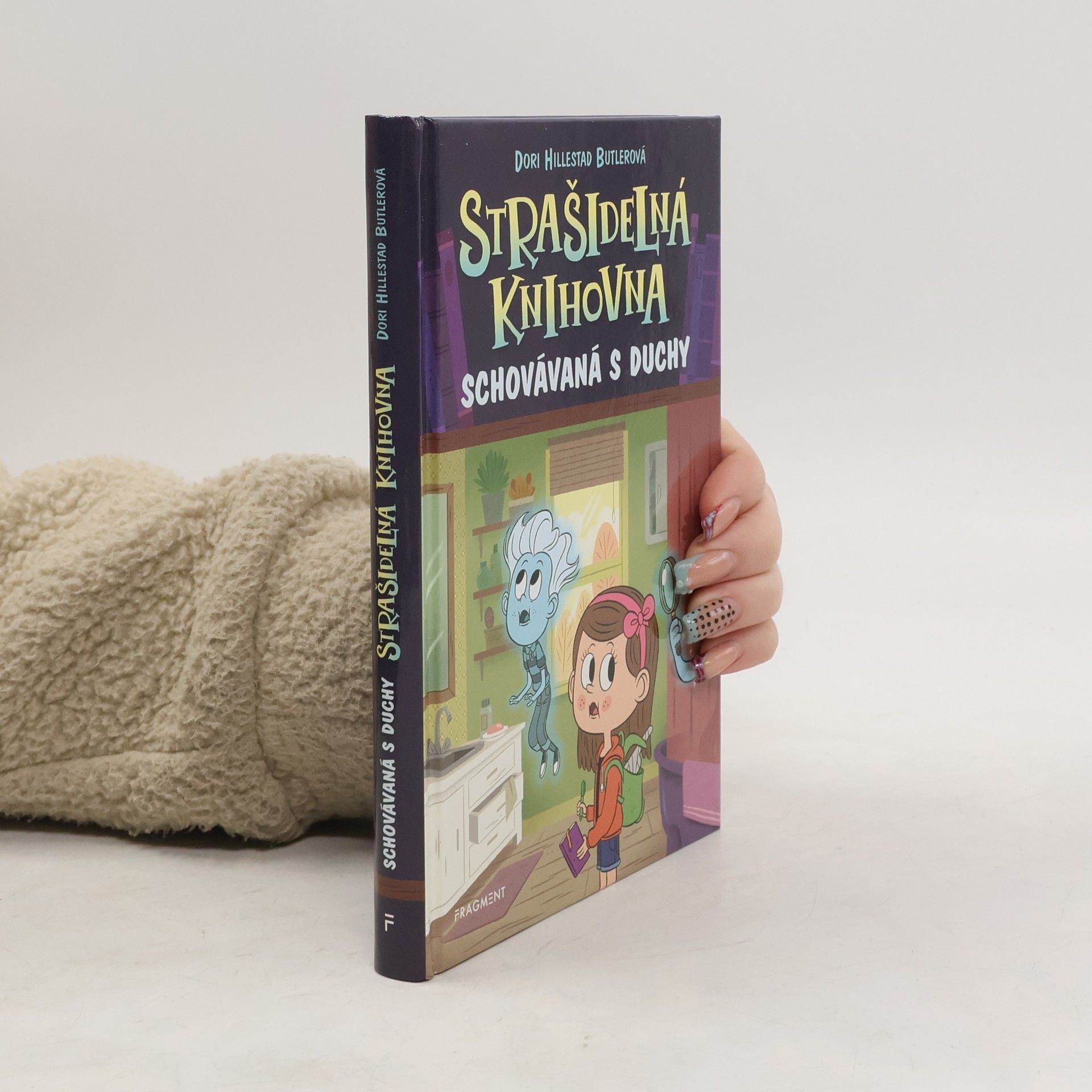 Dori Hillestad Butler Strašidelná knihovna. Schovávaná s duchy