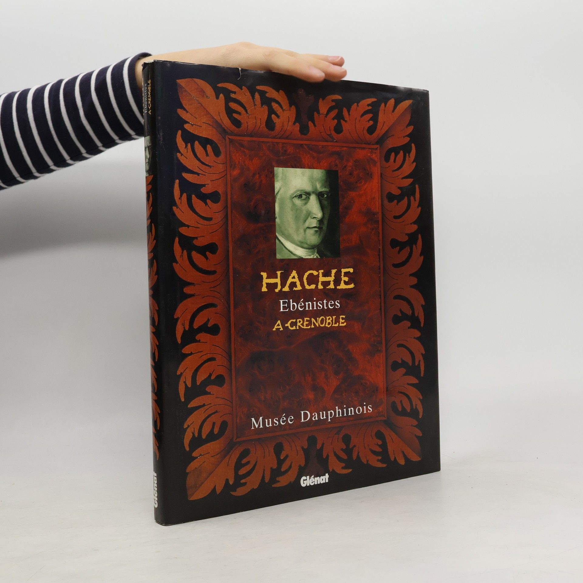 Marianne Clerc Musée Dauphinois: Hache