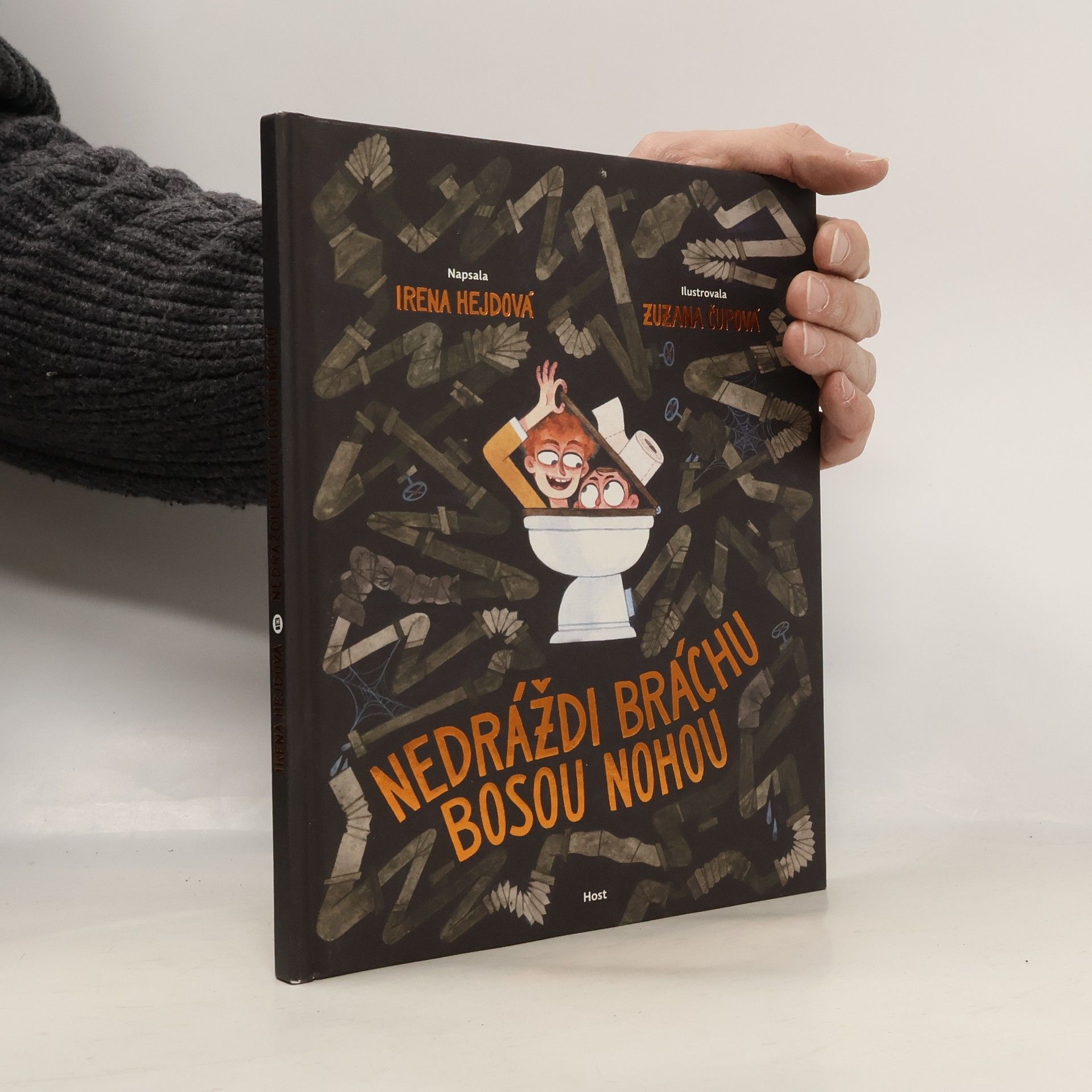 Irena Hejdová Nedráždi bráchu bosou nohou