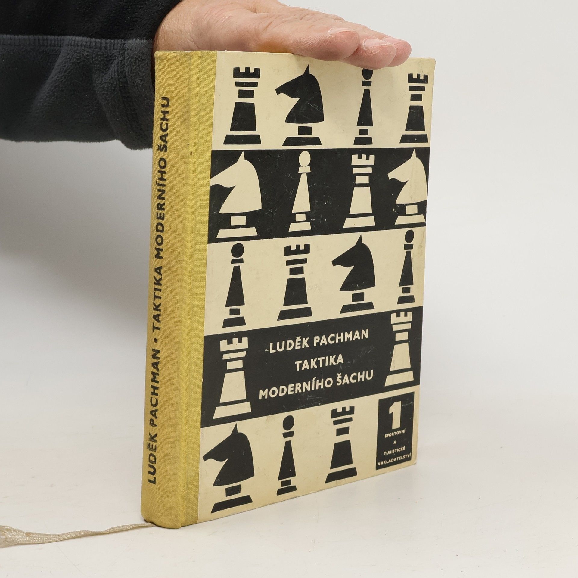 Luděk Pachman Taktika moderního šachu 1. Funkce figur a pěšců