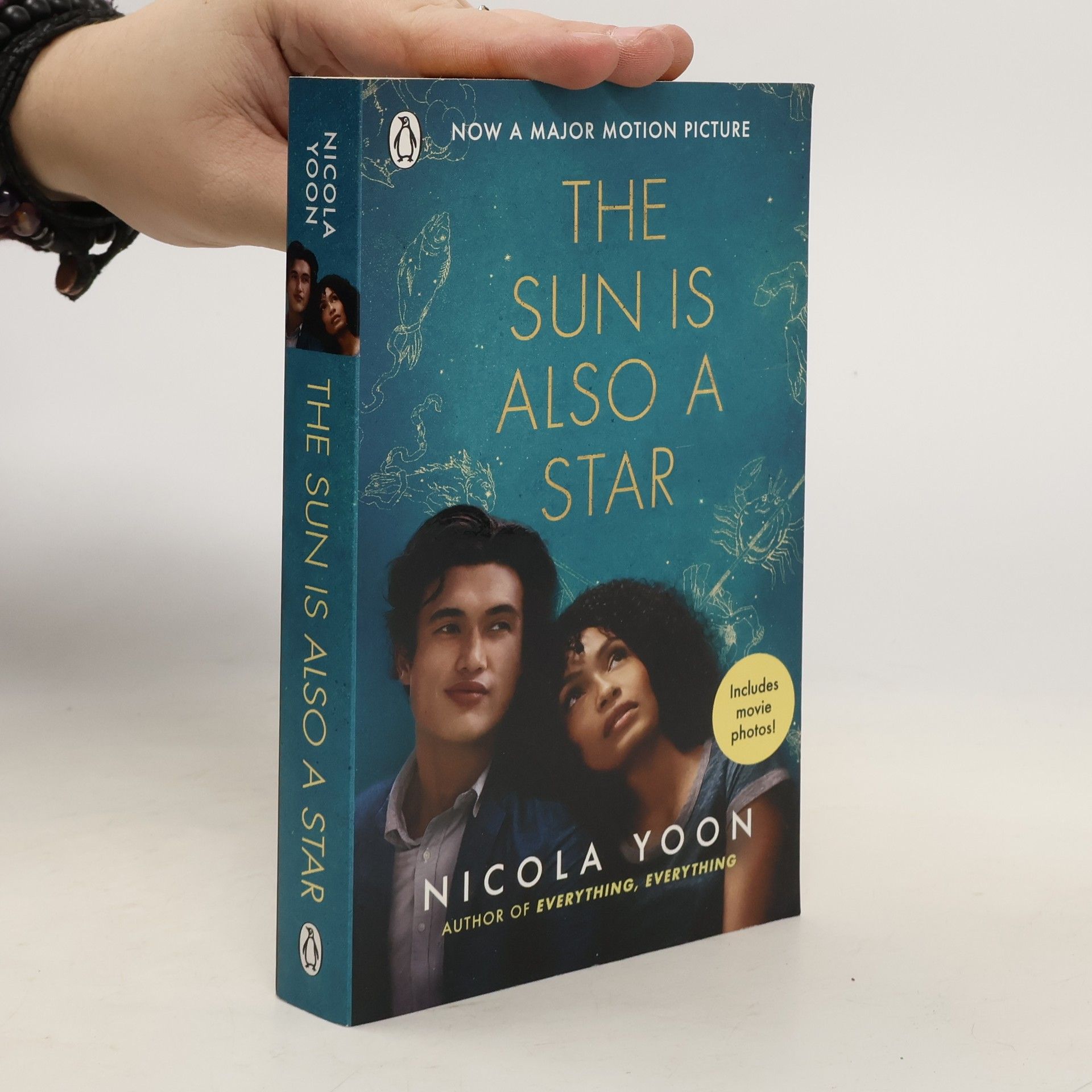 Nicola Yoon The Sun is Also a Star