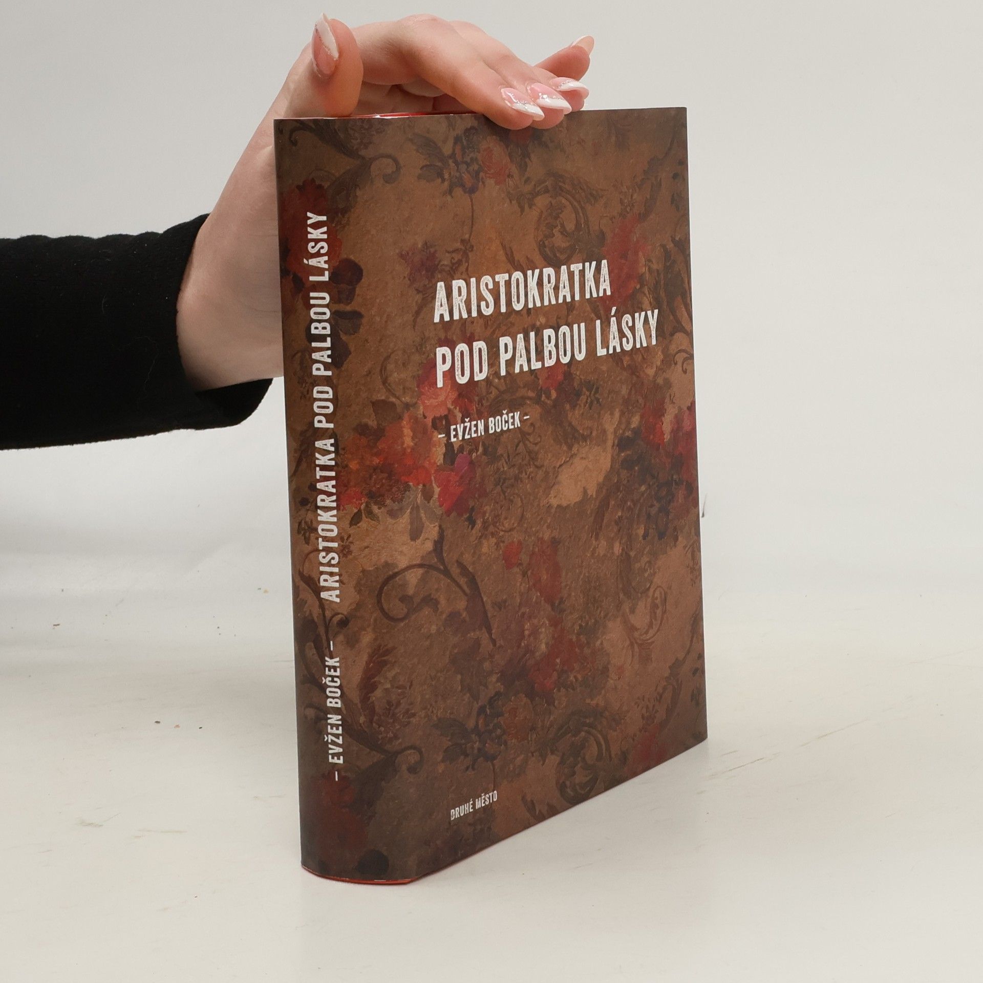 Evžen Boček Aristokratka pod palbou lásky