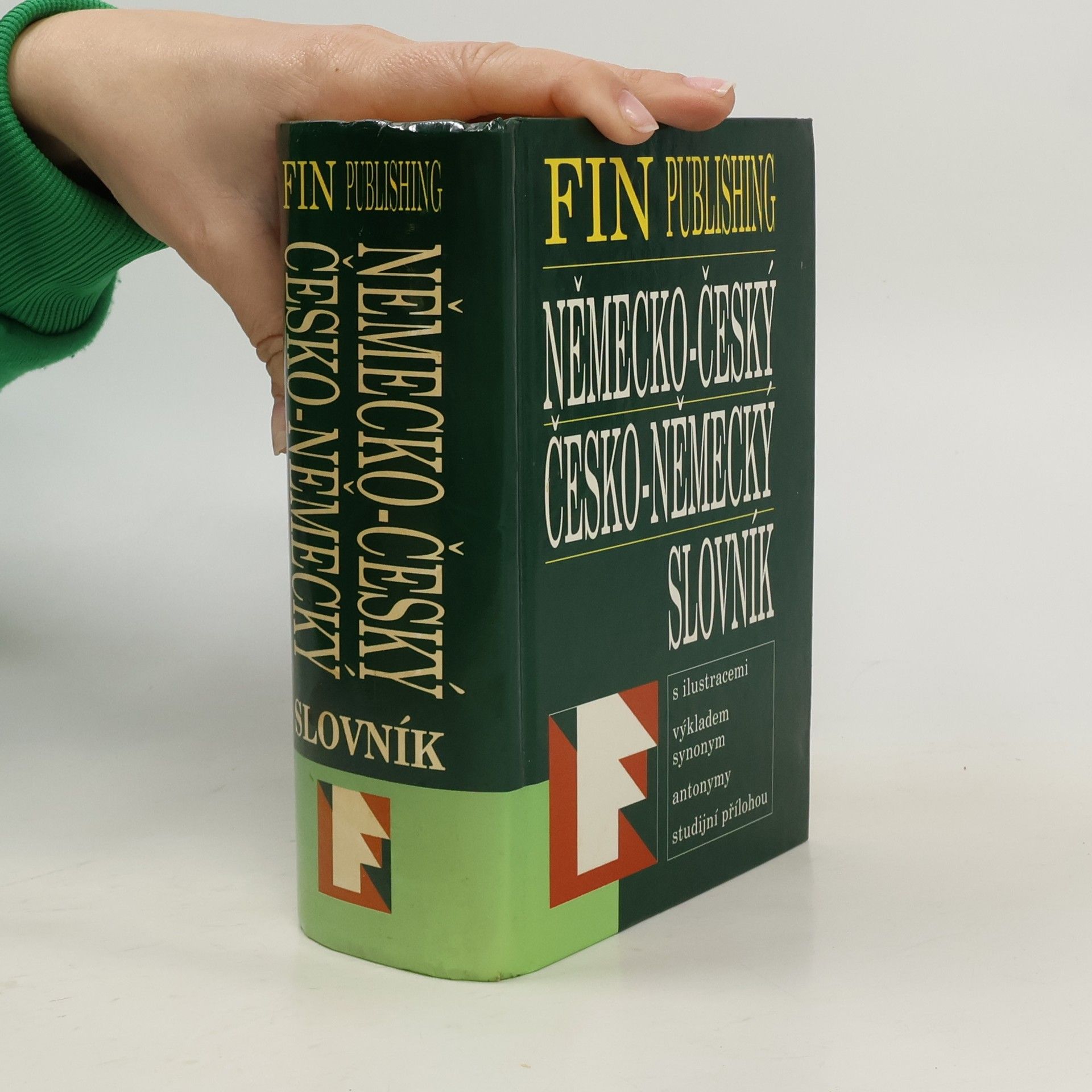 Collectif d'auteurs Německo-český a česko-německý slovník