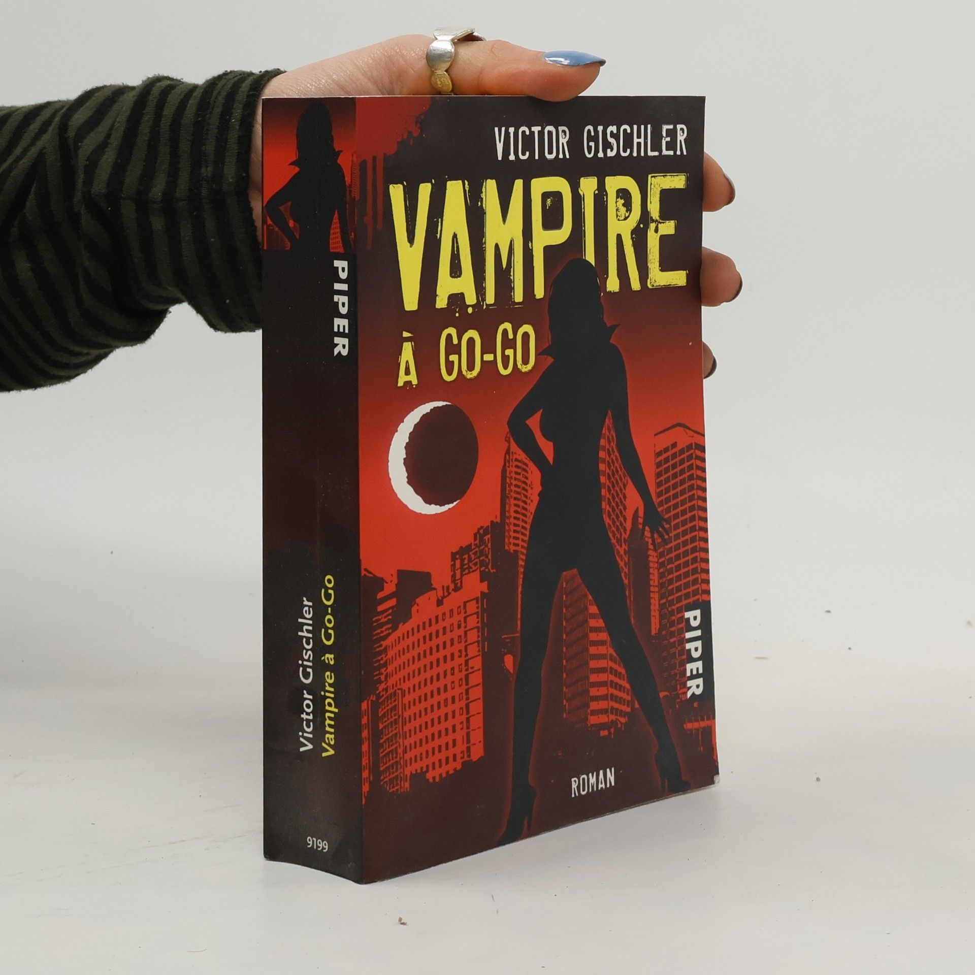 Vampire à Go-Go. Roman