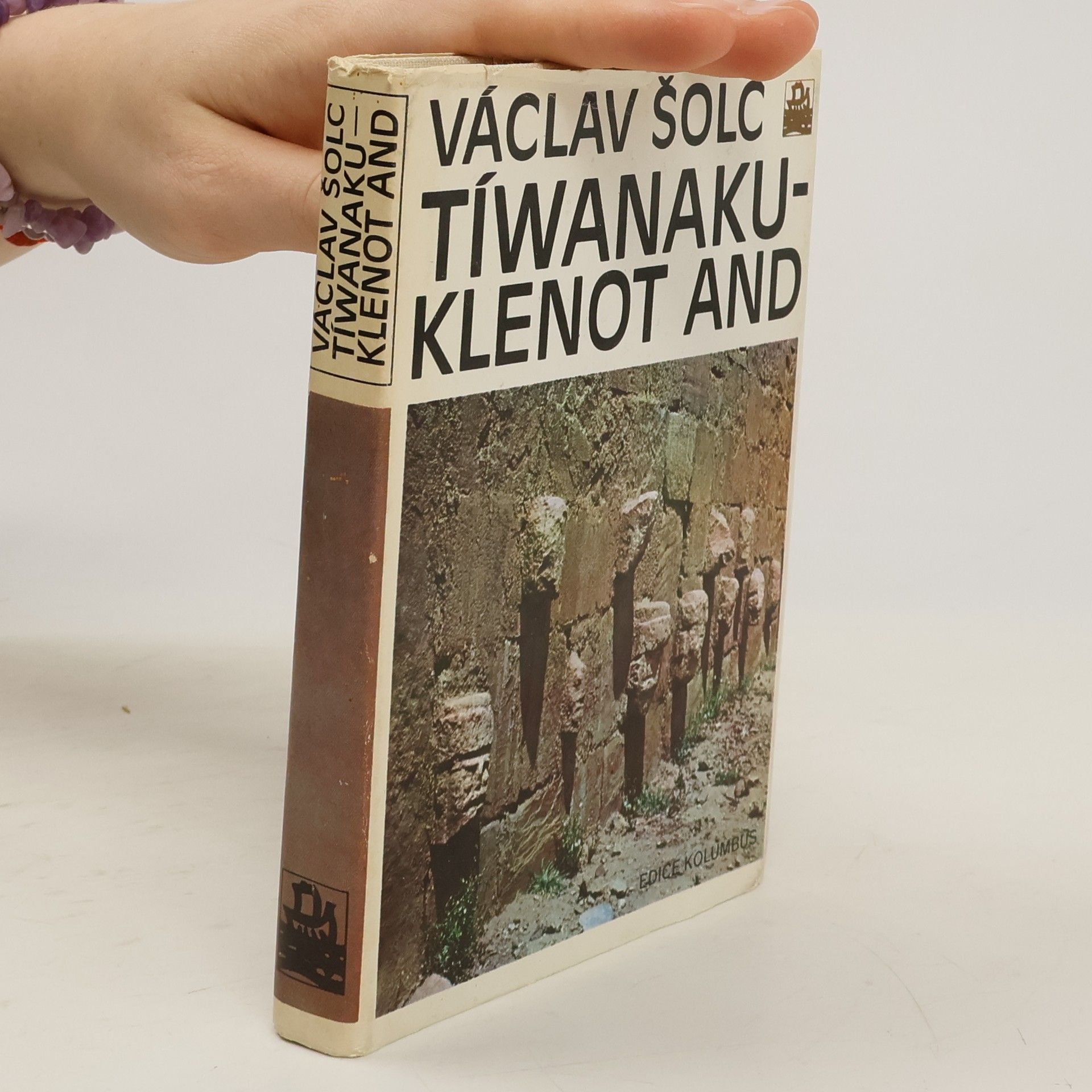 Václav Šolc Tíwanaku - Klenot And
