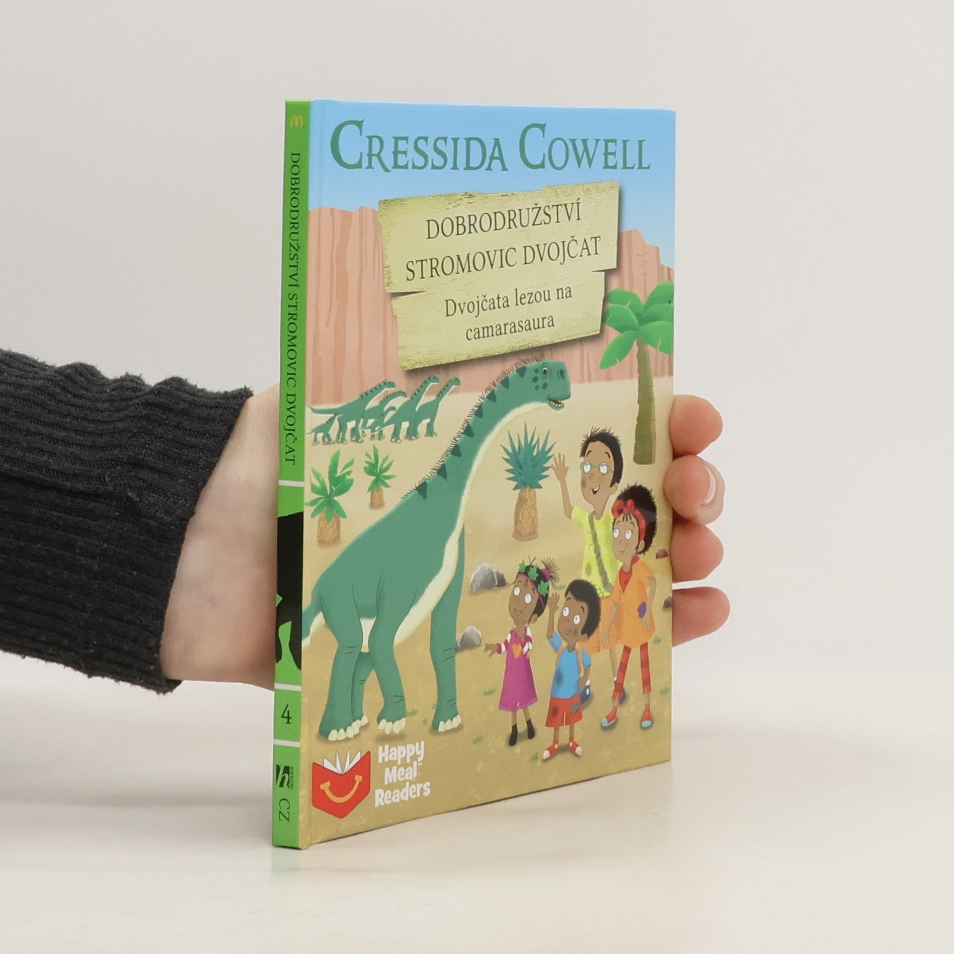 Cressida Cowell Dobrodružství Stromovic dvojčat. Dvojčata lezou na camarasaura