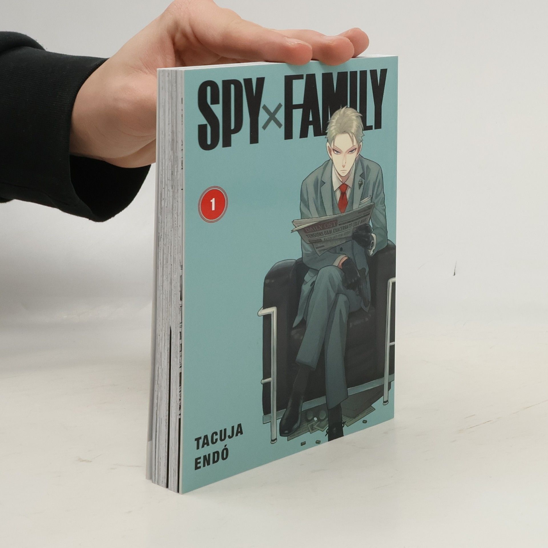 Tacuja Endó Spy x Family 1