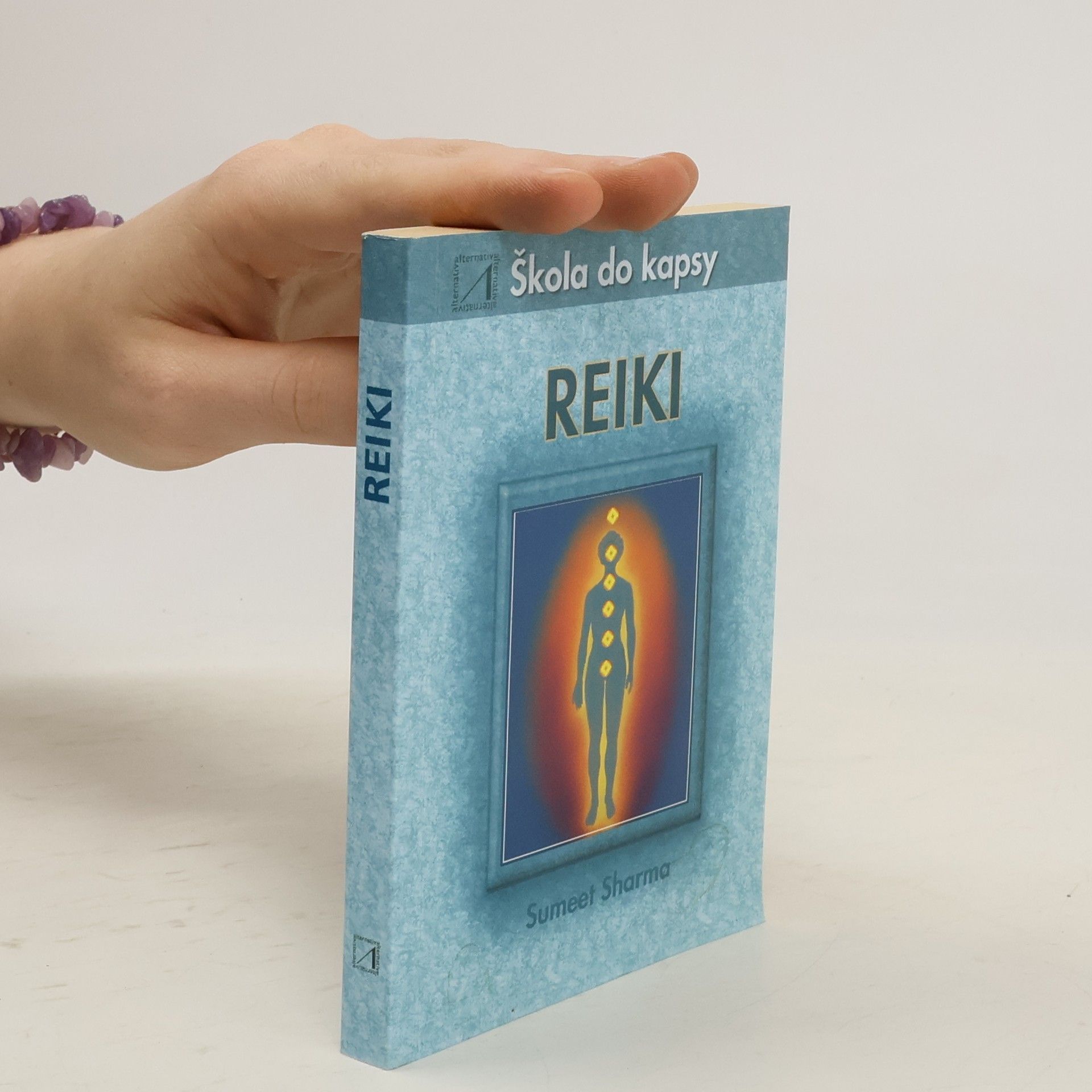Sumeet Sharma Reiki - Škola do kapsy