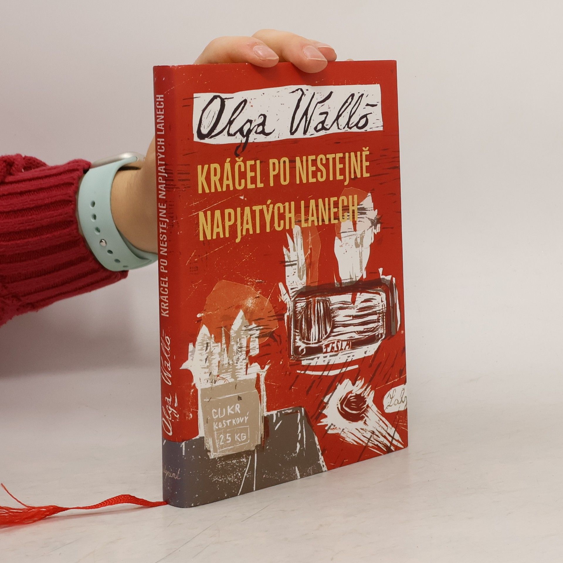 Kráčel po nestejně napjatých lanech