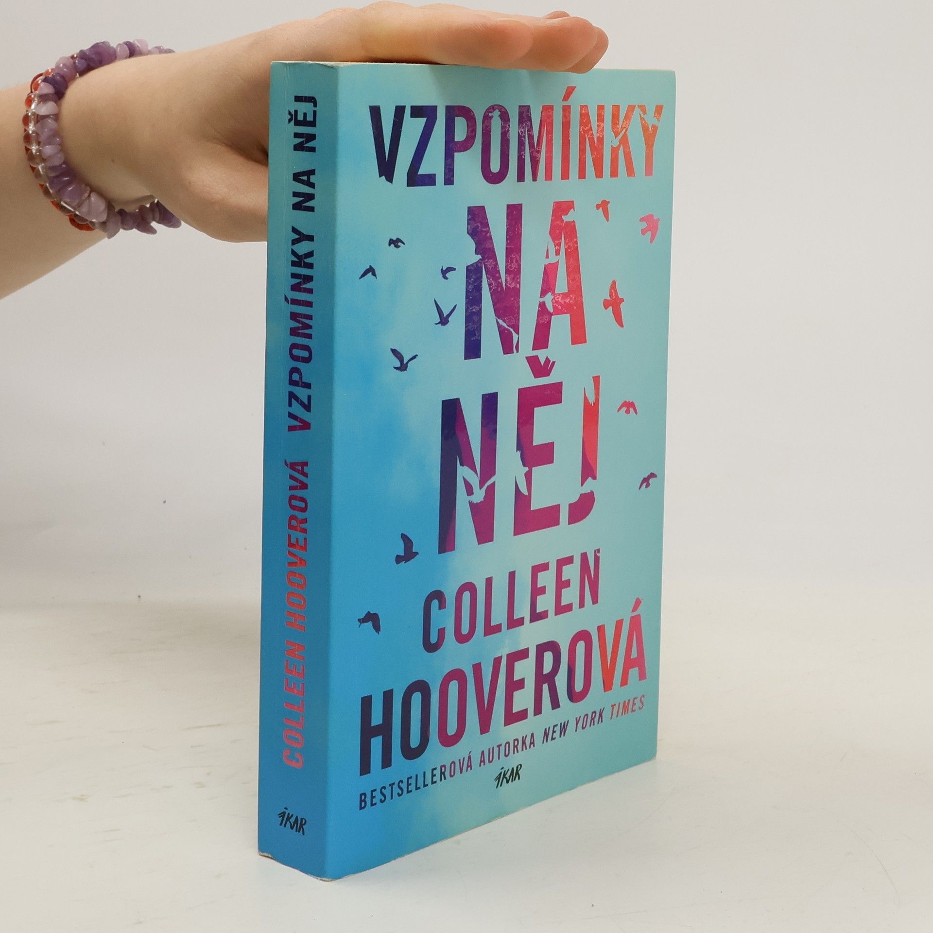 Colleen Hoover Vzpomínky na něj