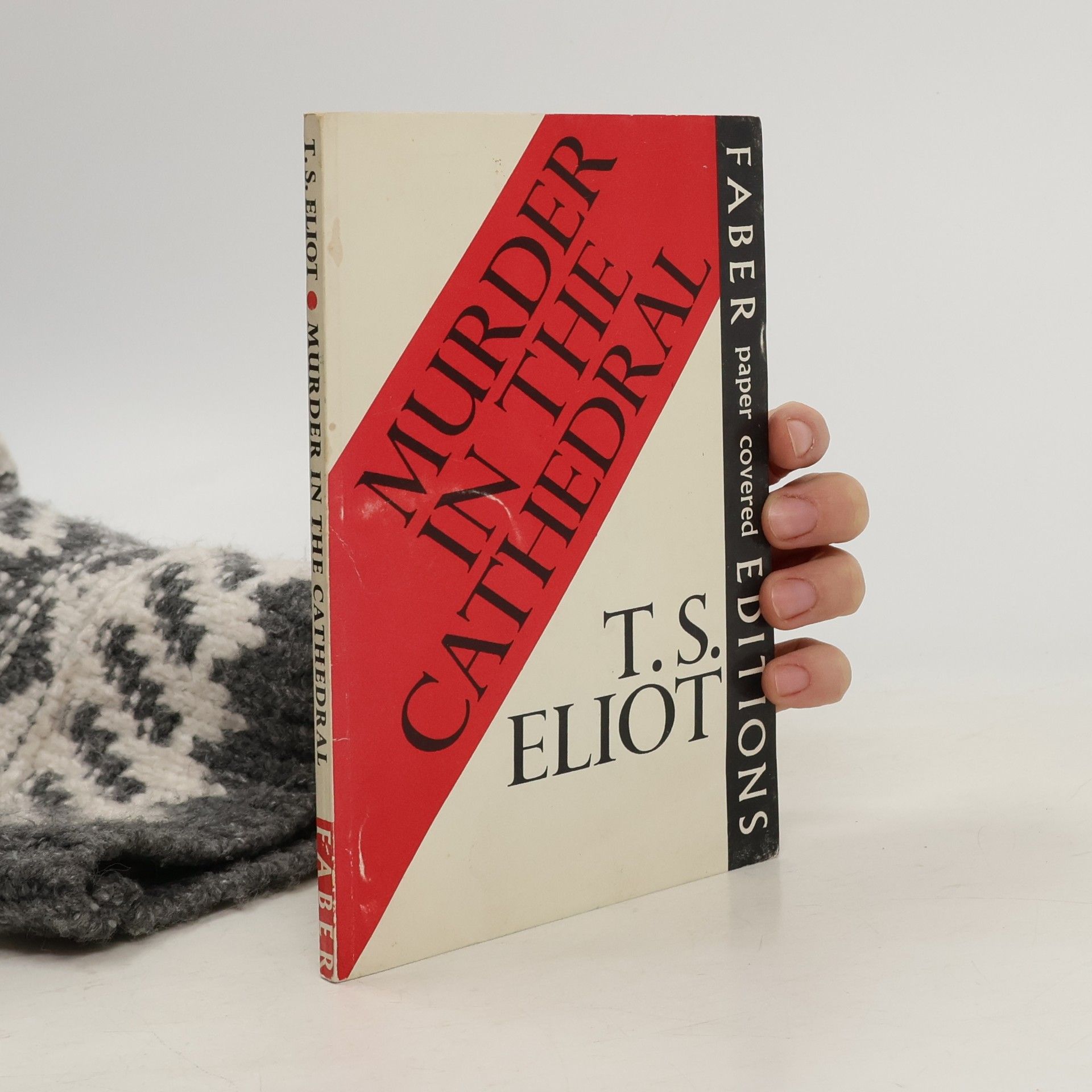 T. S. Eliot Murder in the Cathedral