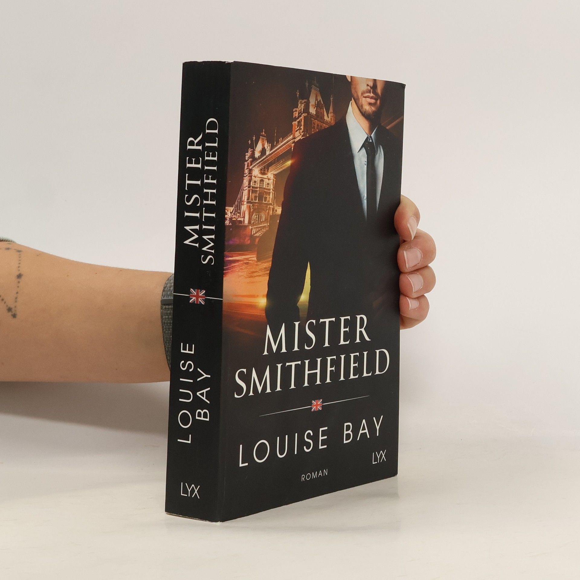 Louise Bay Mister Smithfield