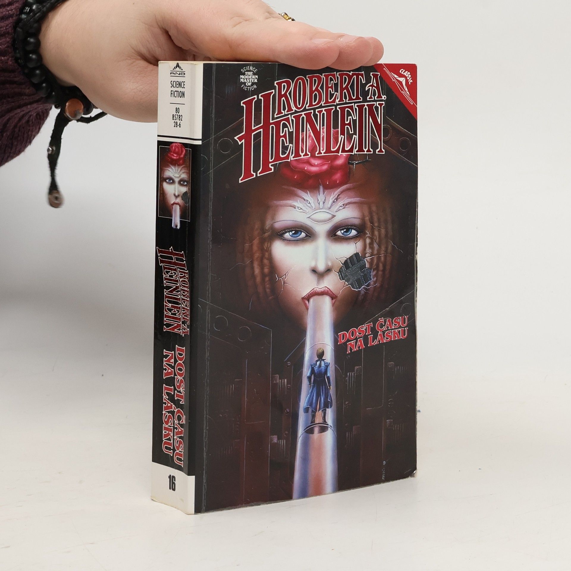 Robert A. Heinlein Dost času na lásku