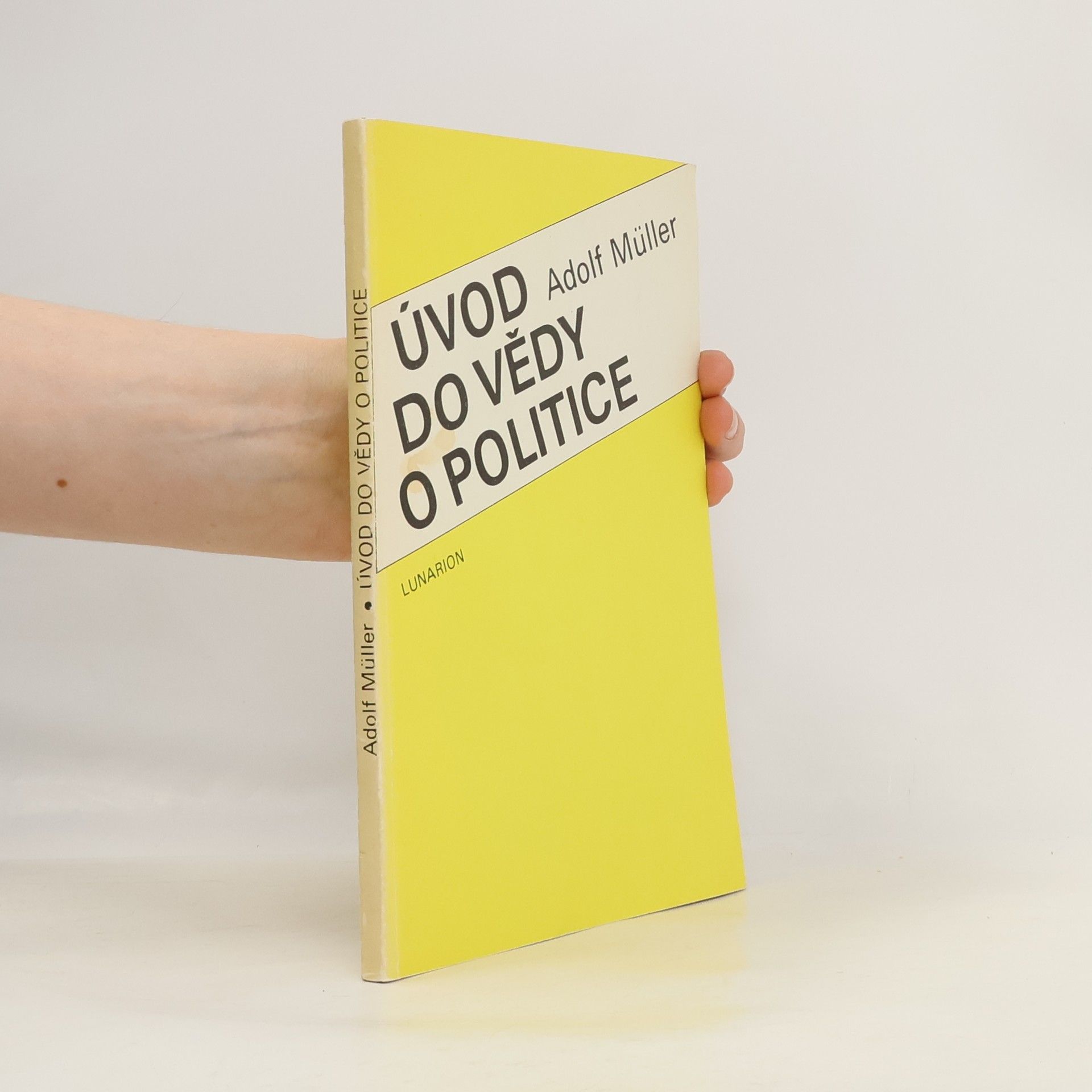 Úvod do vědy o politice