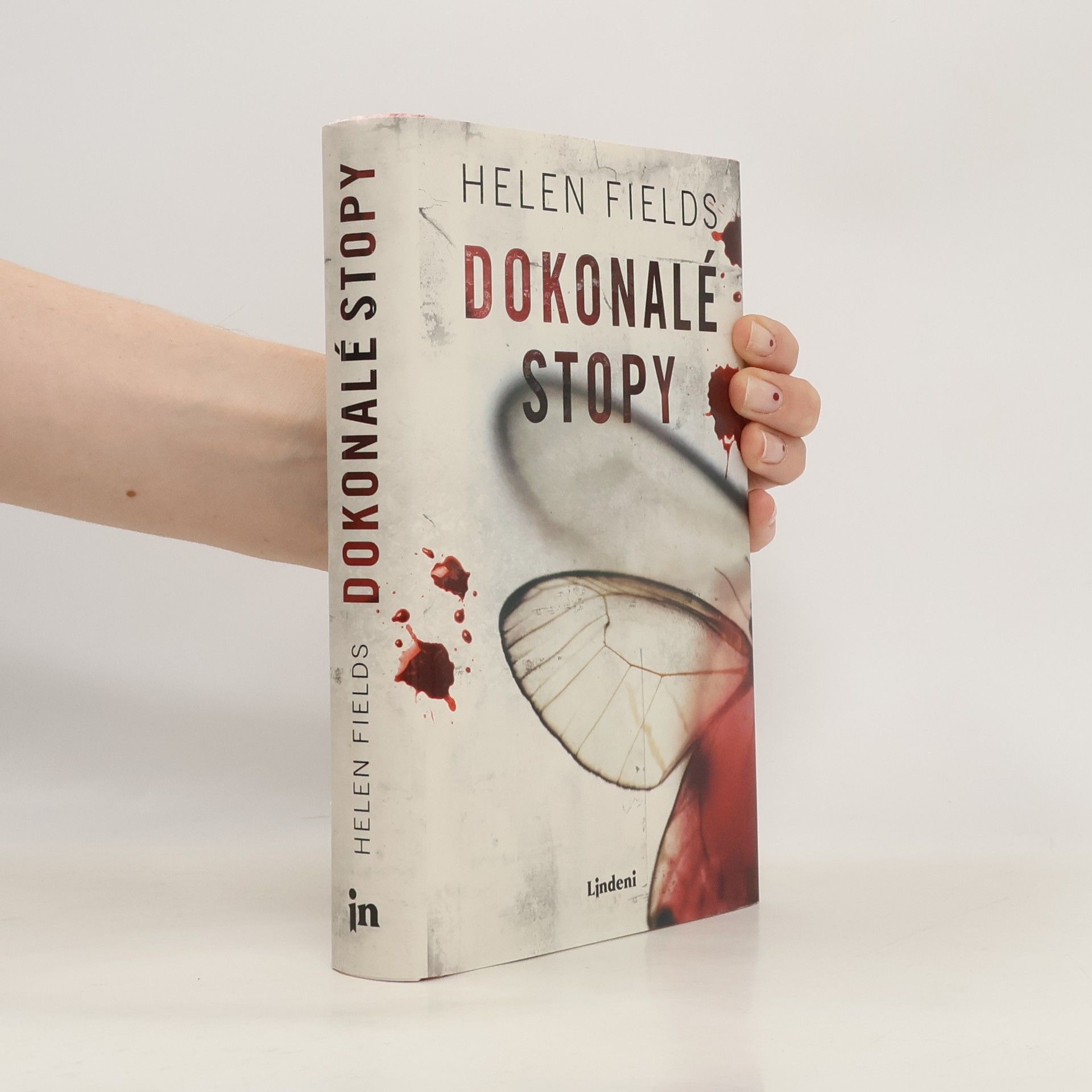 Helen Fields Dokonalé stopy