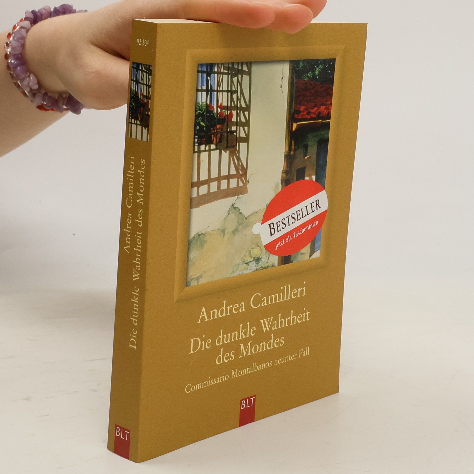 Andrea Camilleri Die dunkle Wahrheit des Mondes