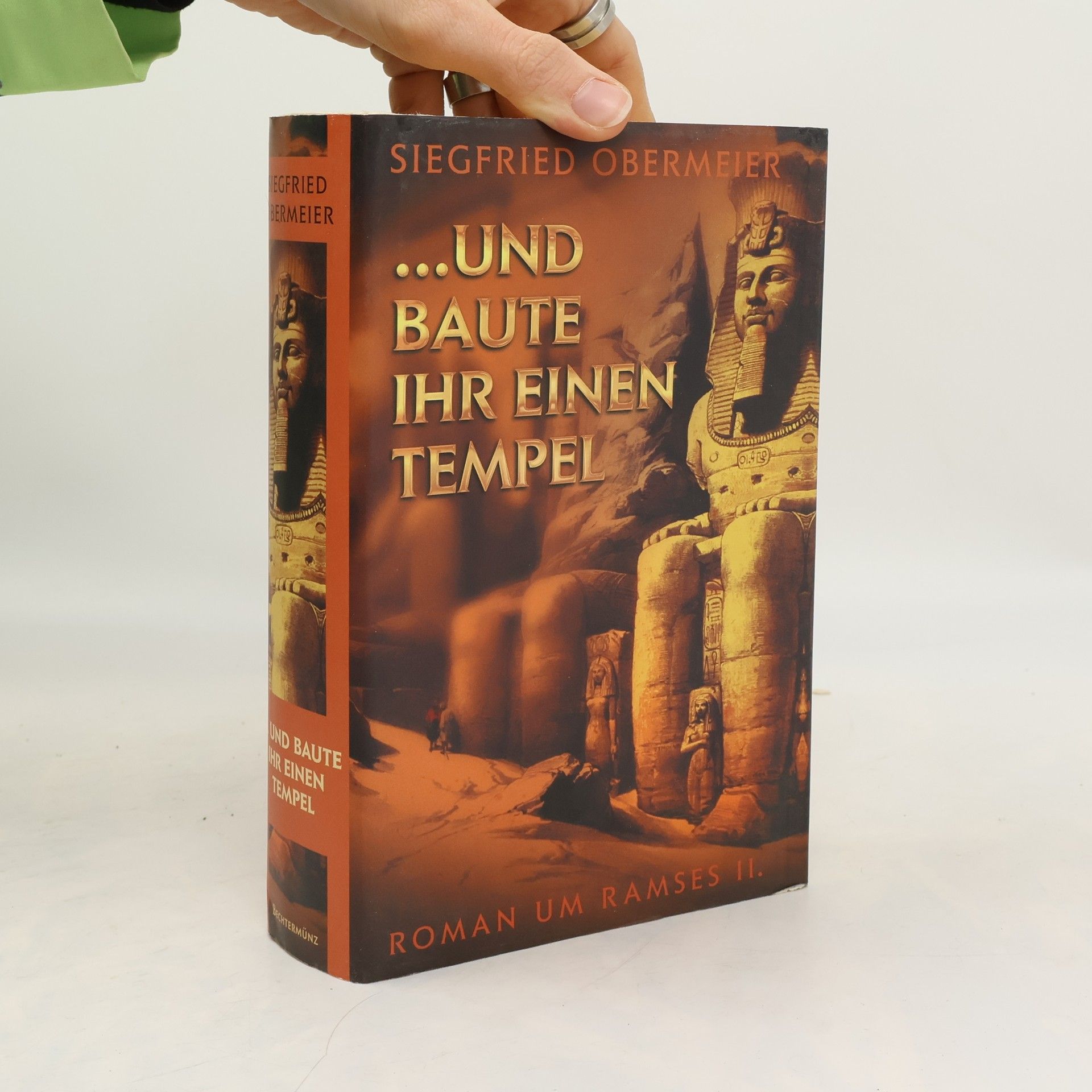Siegfried Obermeier ... und baute ihr einen Tempel