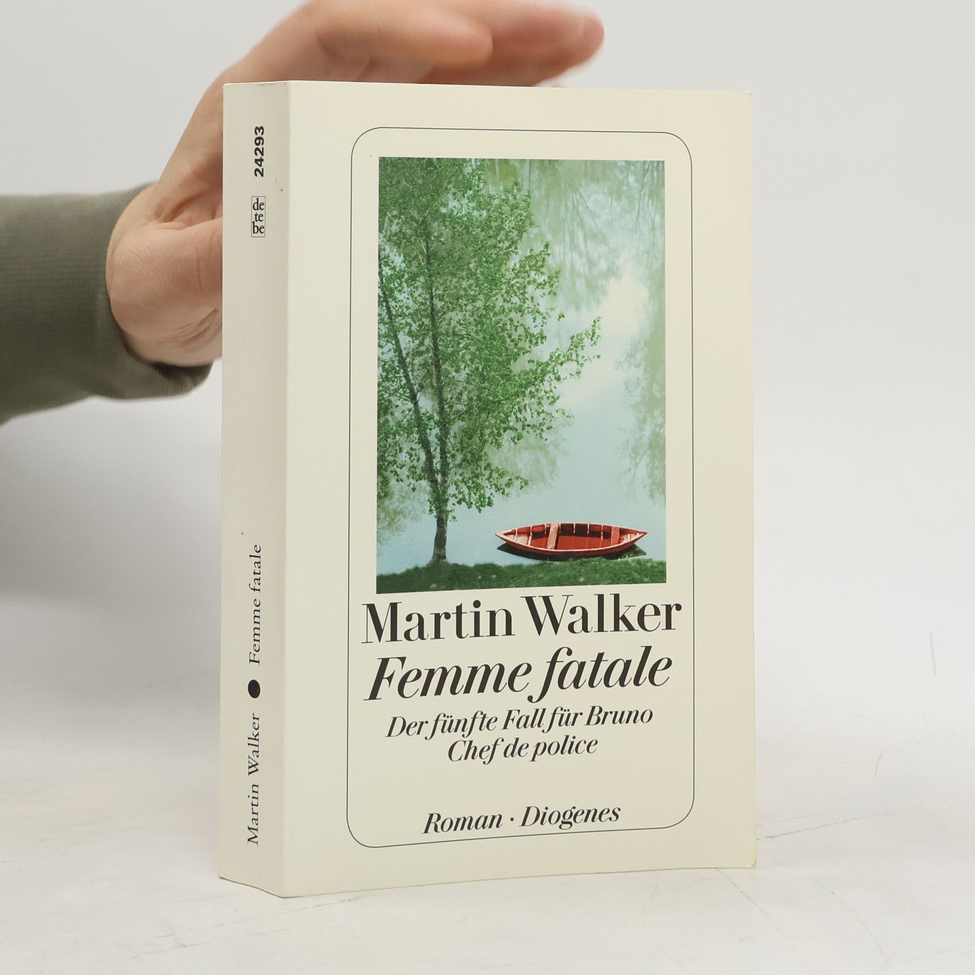 Martin Walker Femme fatale