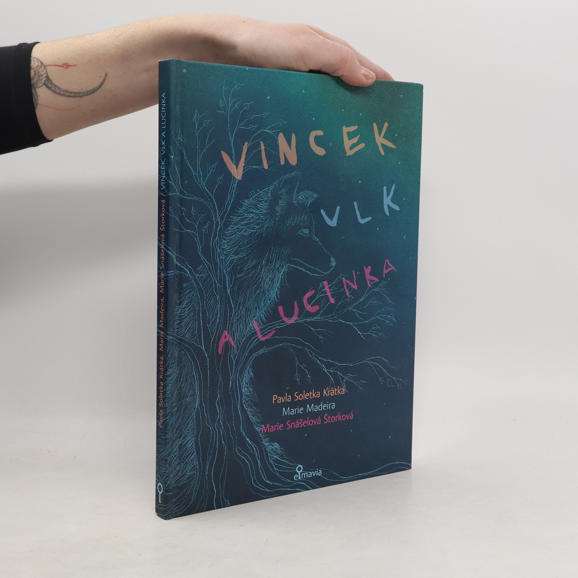 Marie Madeira Vincek, Vlk a Lucinka