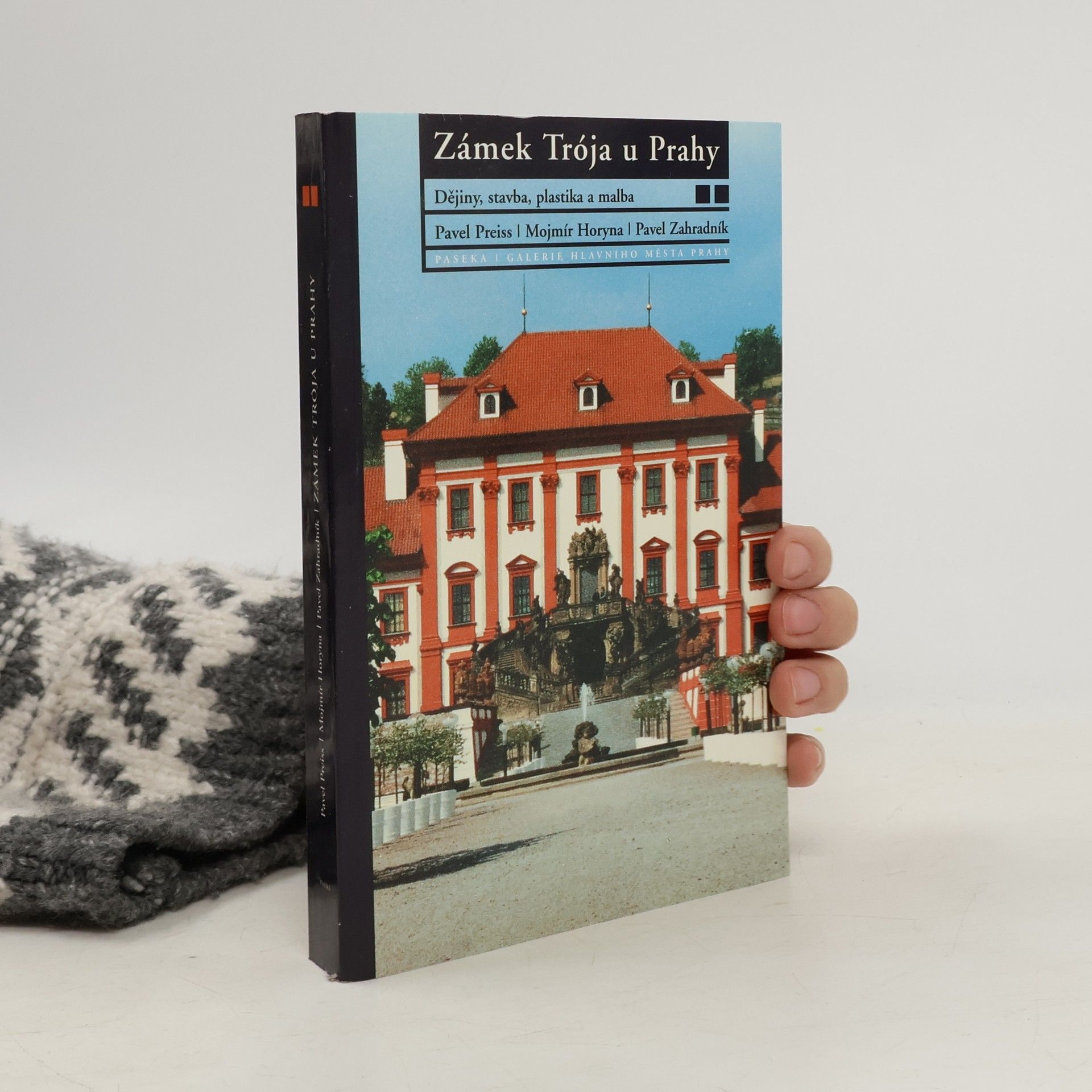 Zámek Trója u Prahy. Dějiny, stavba, plastika a malba