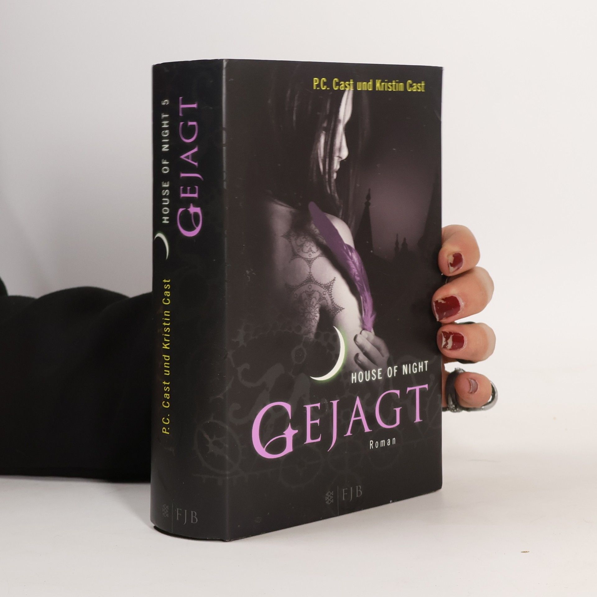 Phyllis Christine Cast House of Night 4. Gejagt