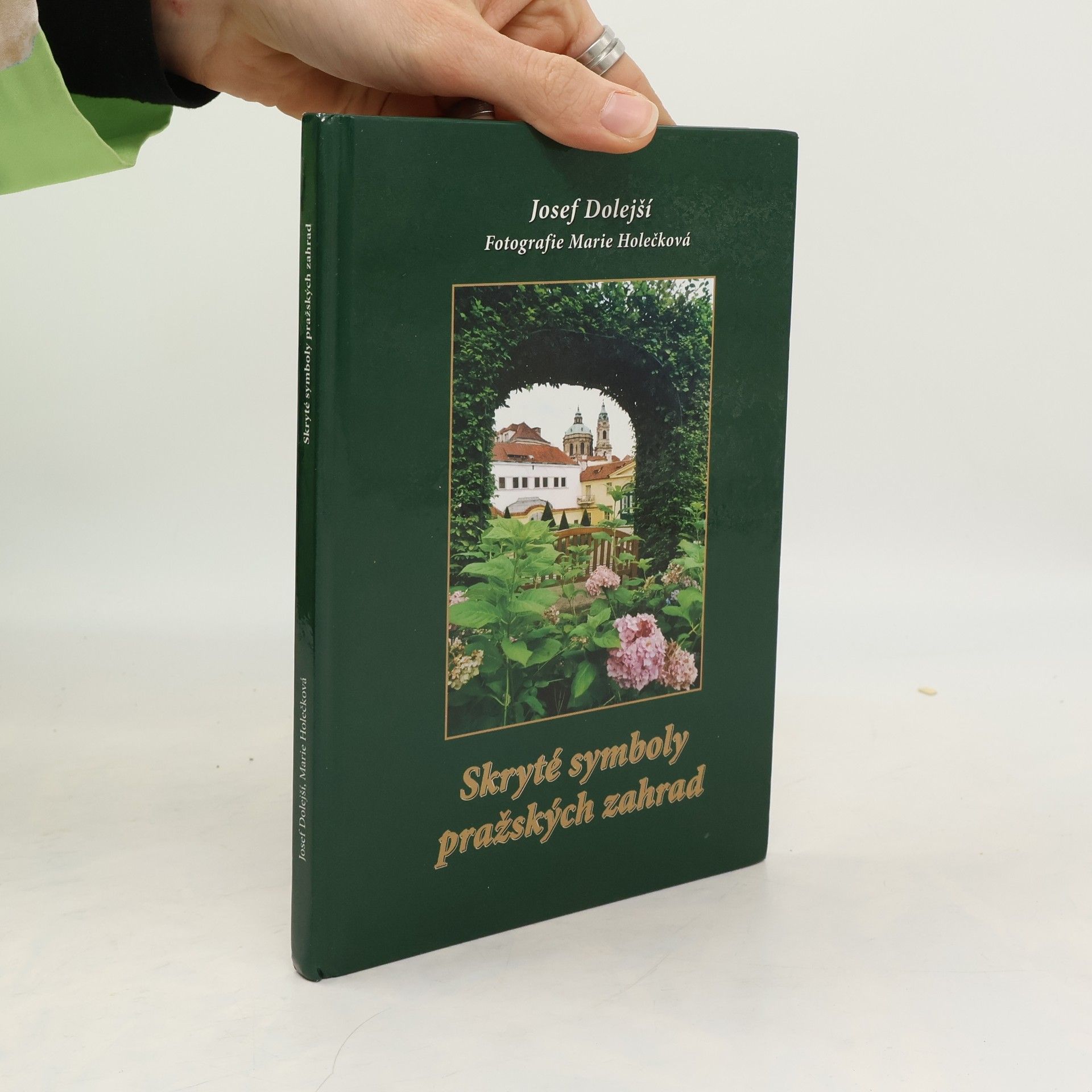 Skryté symboly pražských zahrad