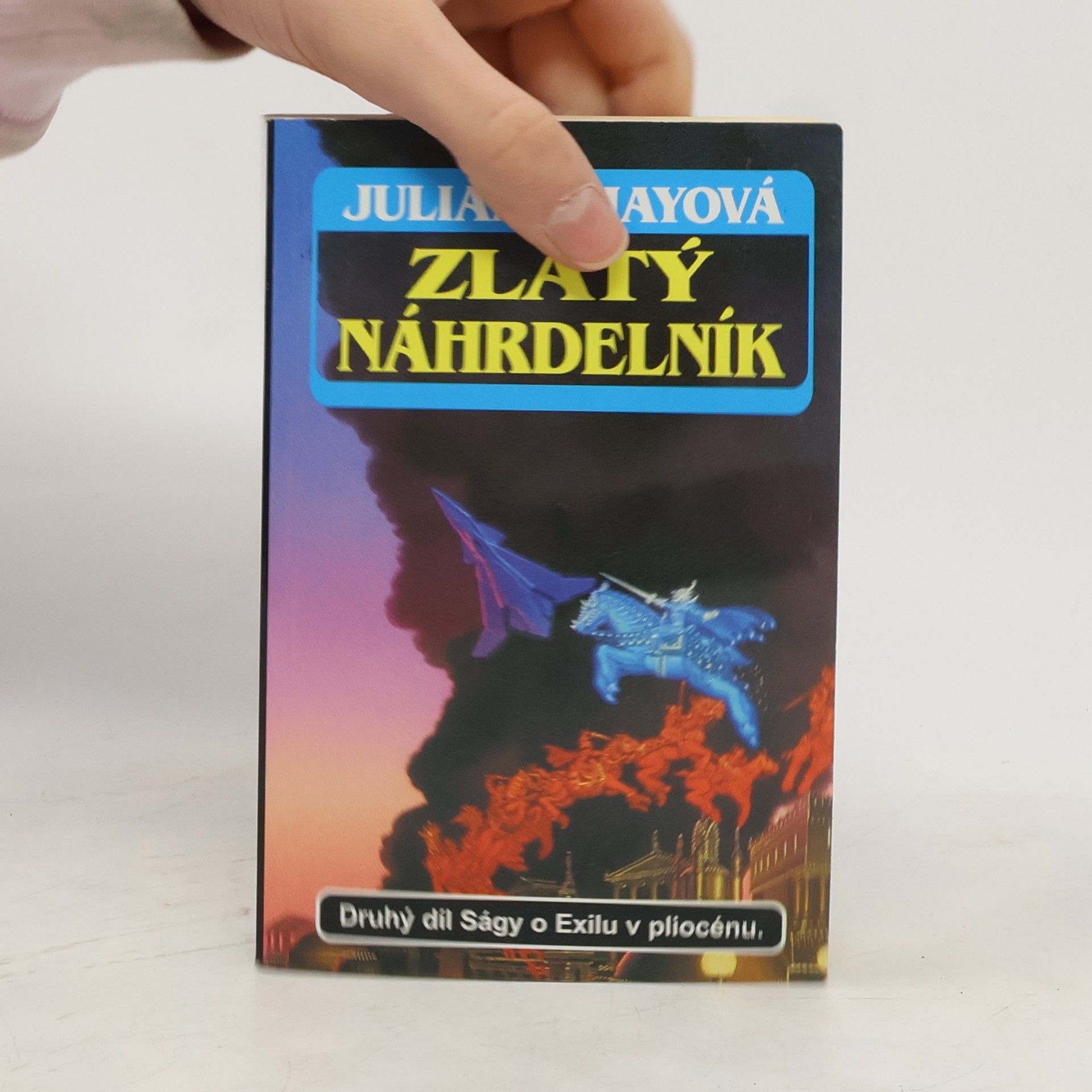 Julian May Zlatý náhrdelník