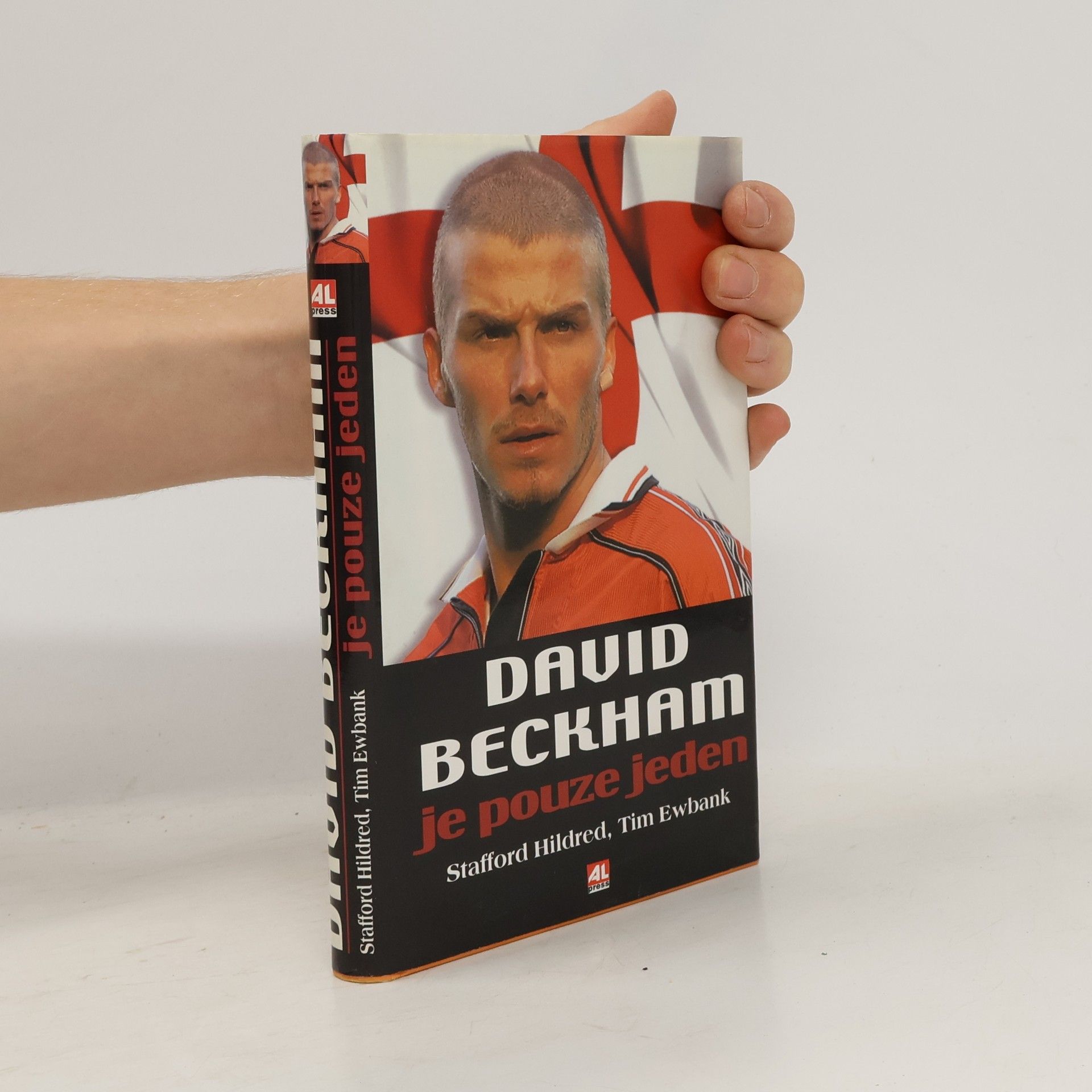 Stafford Hildred David Beckham je pouze jeden