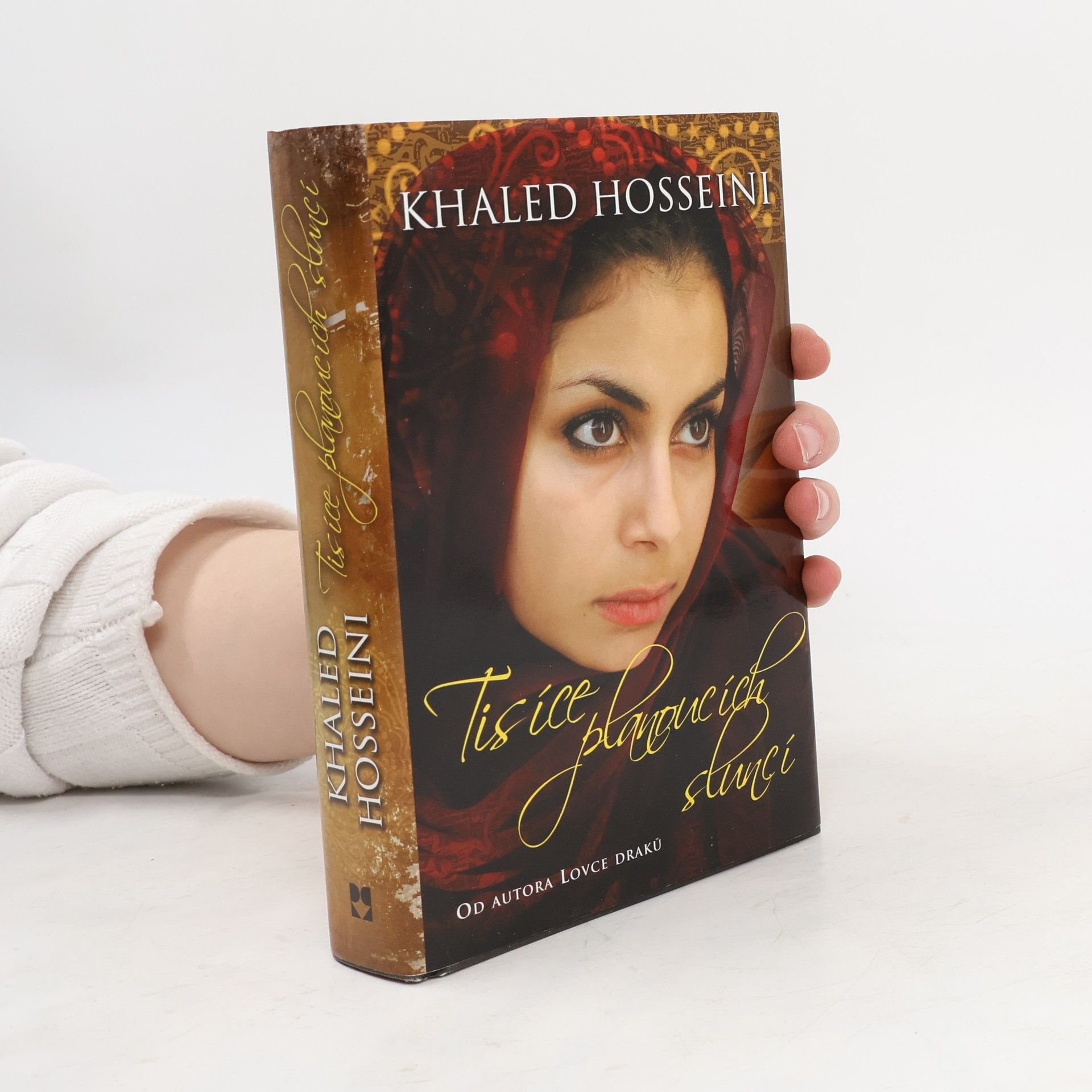 Khaled Hosseini Tisíce planoucích sluncí