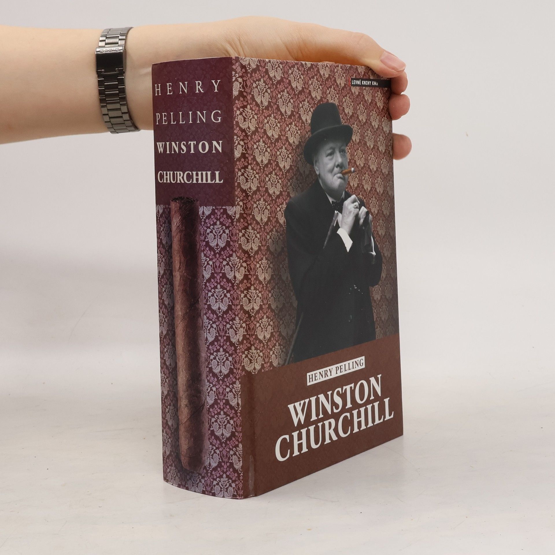 Henry Pelling Winston Churchill