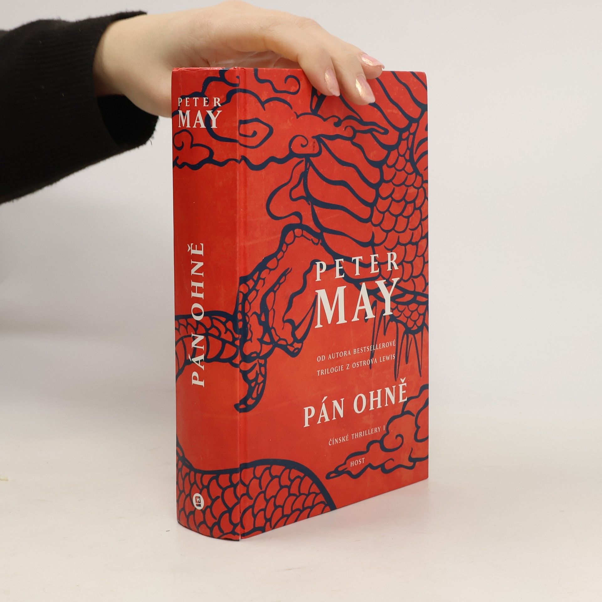 Peter May Pán ohně