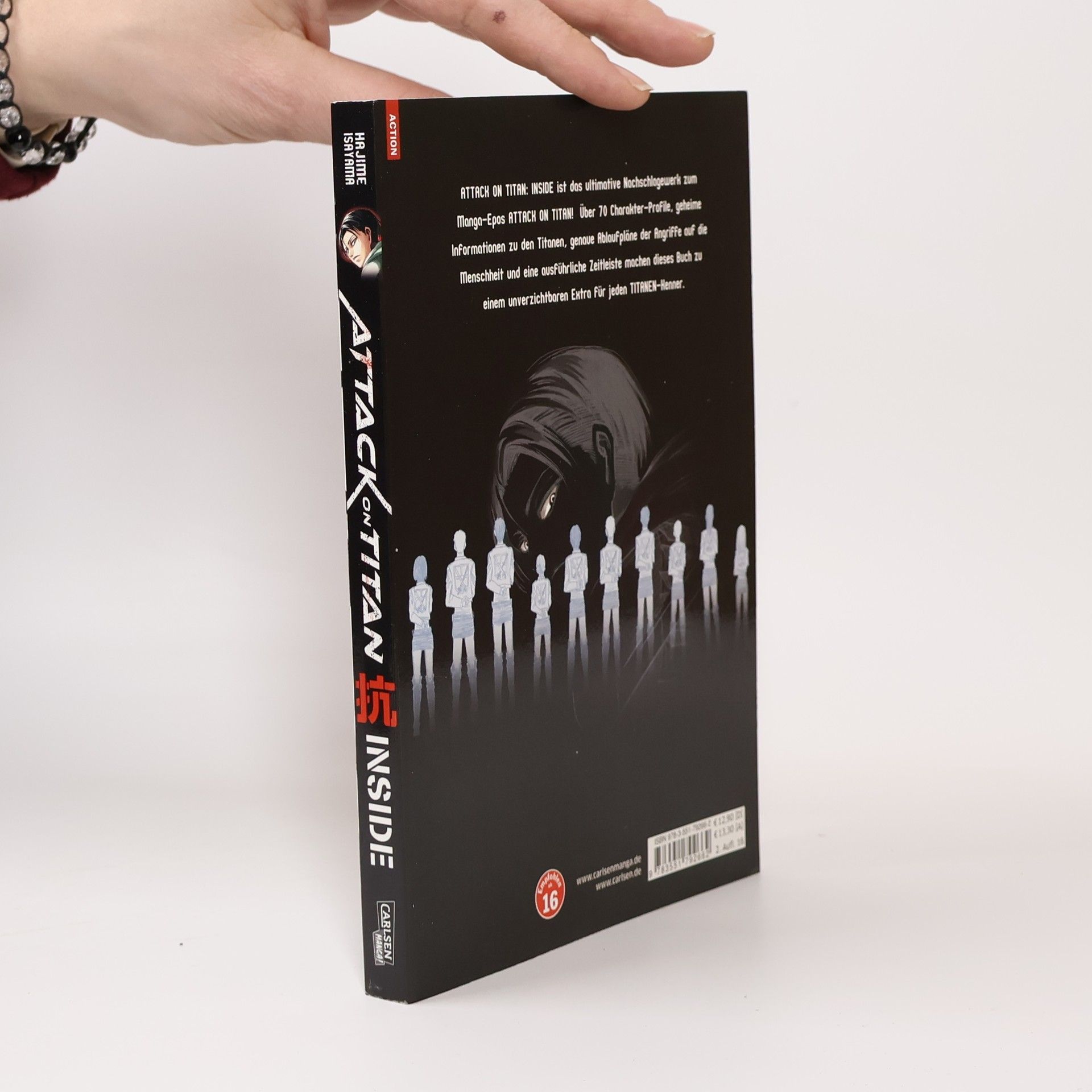 Attack on Titan - inside