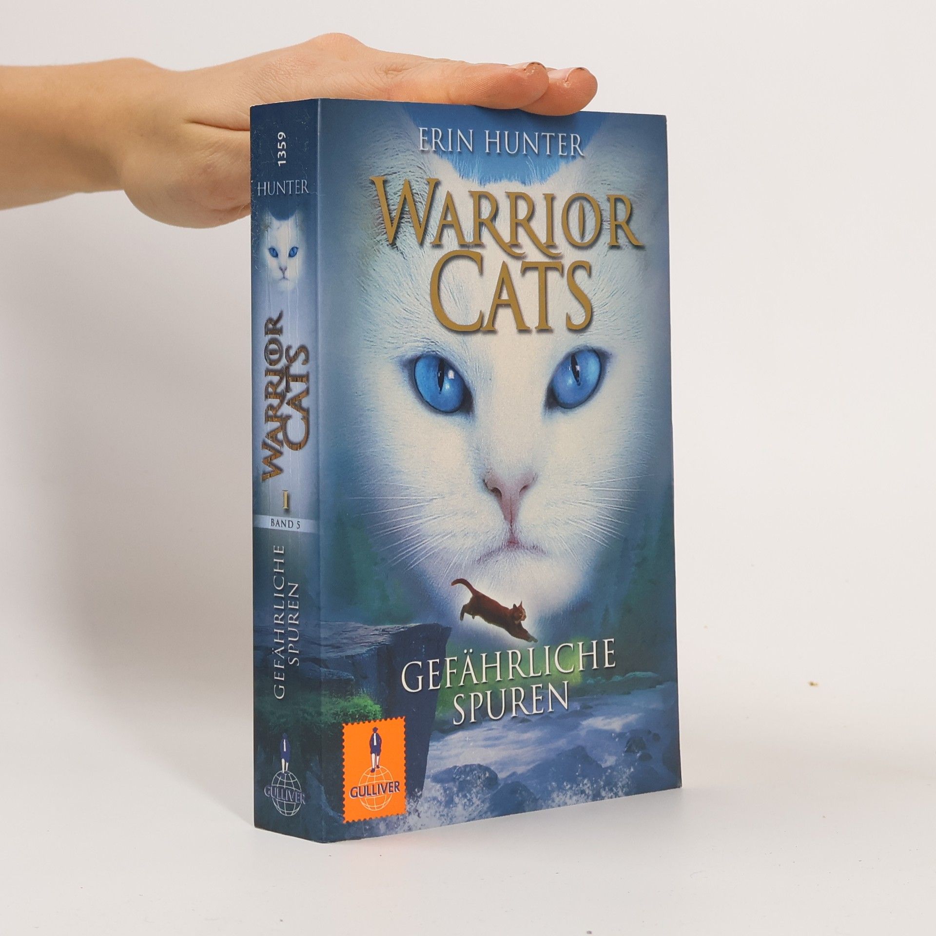 Erin Hunter Warrior Cats. Gefährliche Spuren