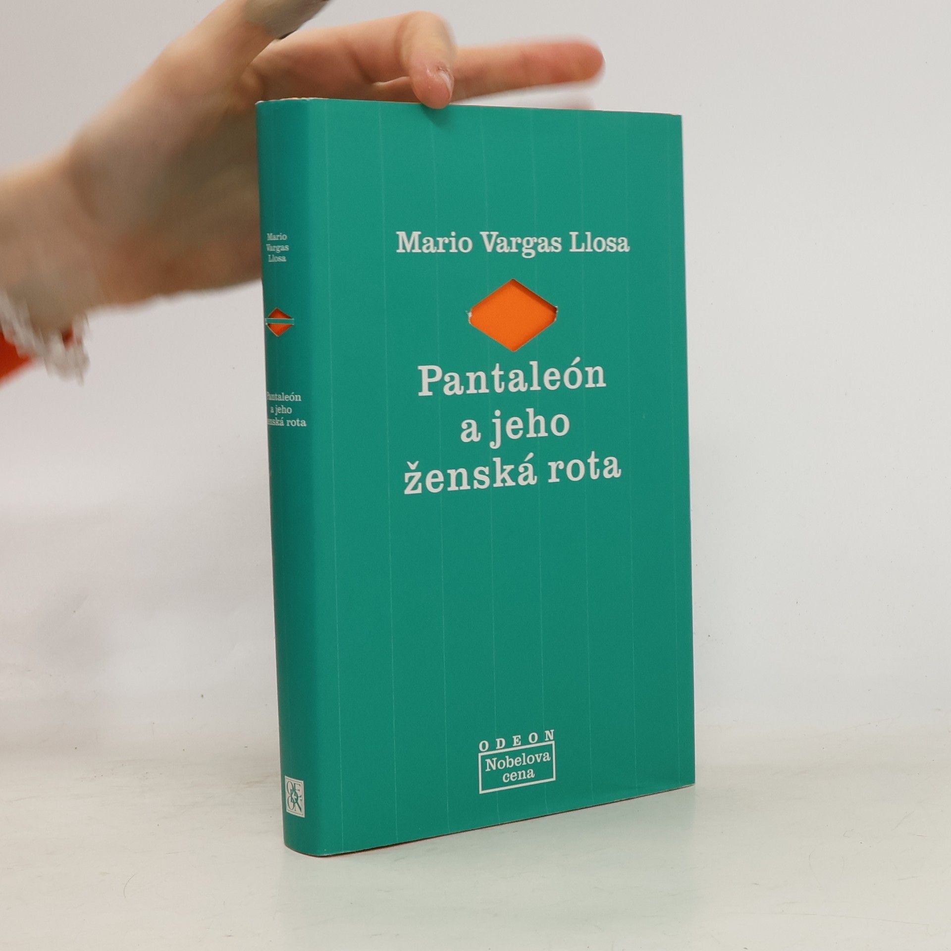 Mario Vargas Llosa Pantaleón a jeho ženská rota