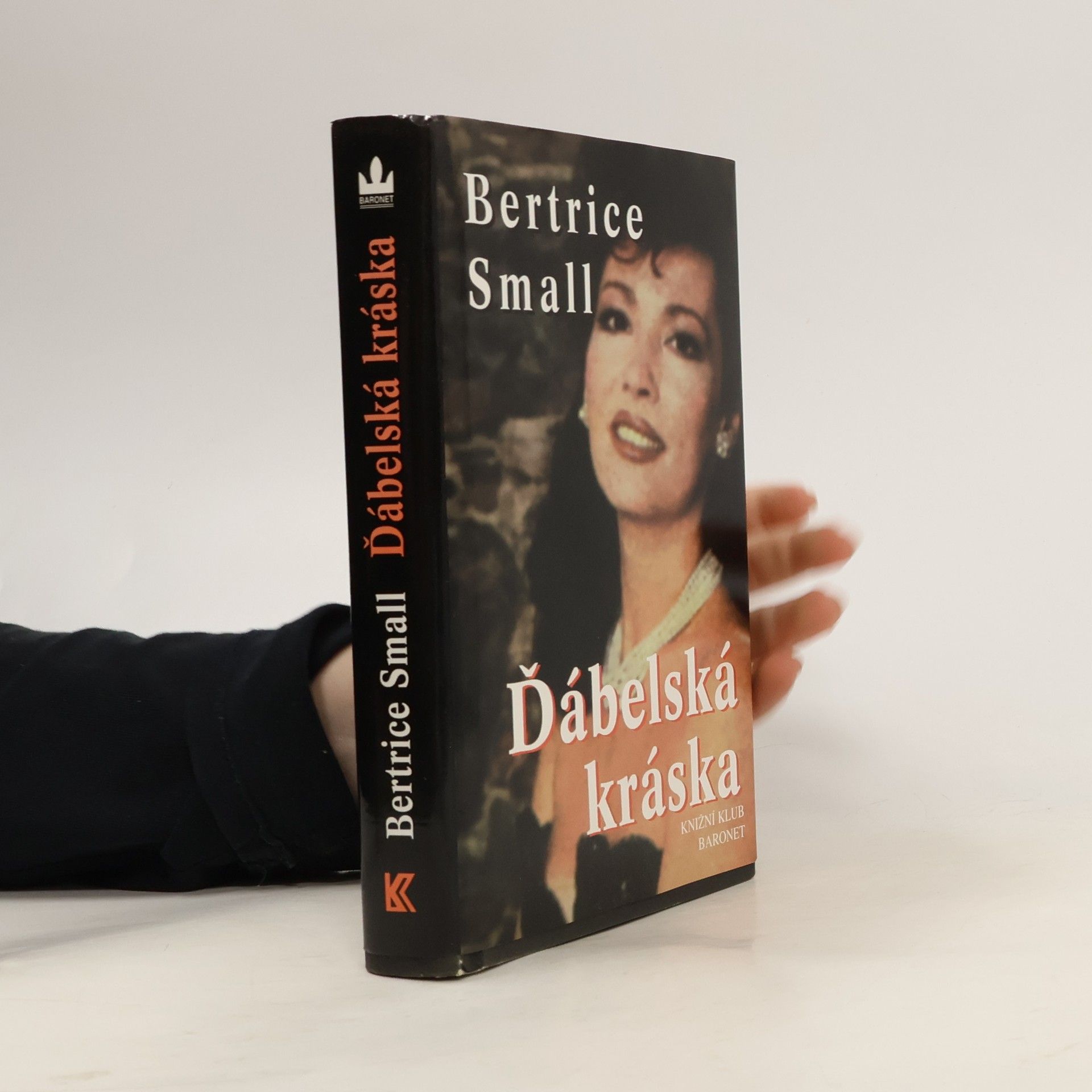 Bertrice Small Ďábelská kráska